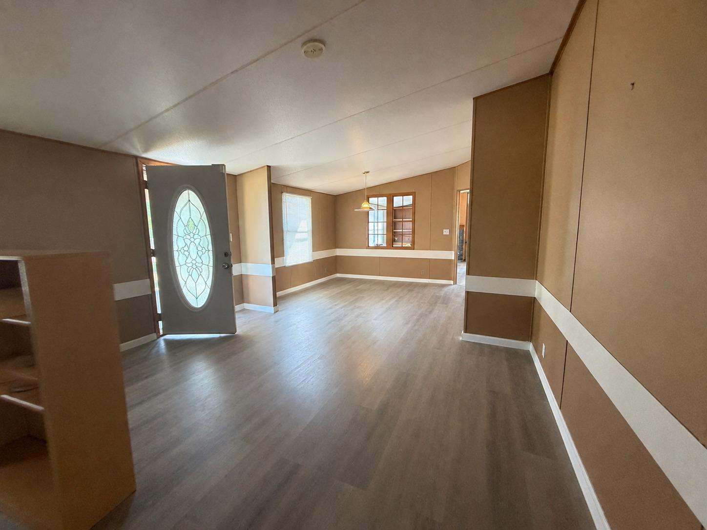 235  Cedar Creek Cir, photo 4