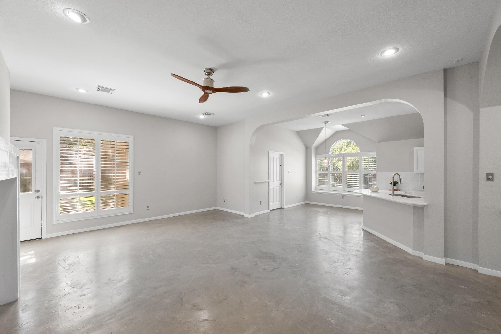 9321  Colberg Dr, photo 9
