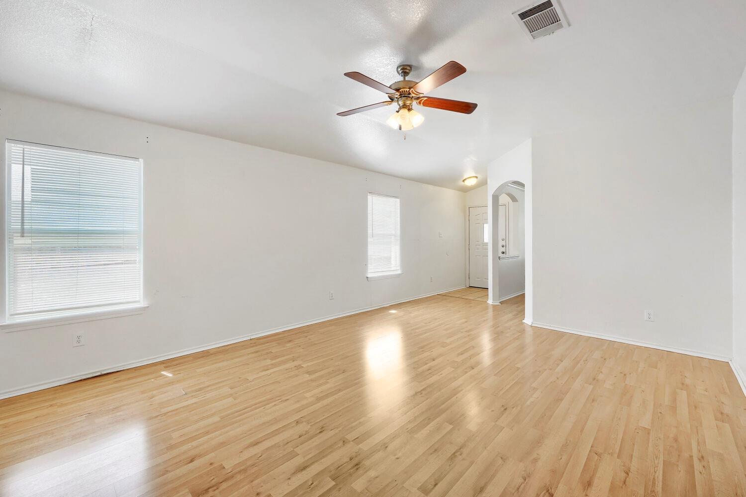 140  Plumbago Cv, photo 11