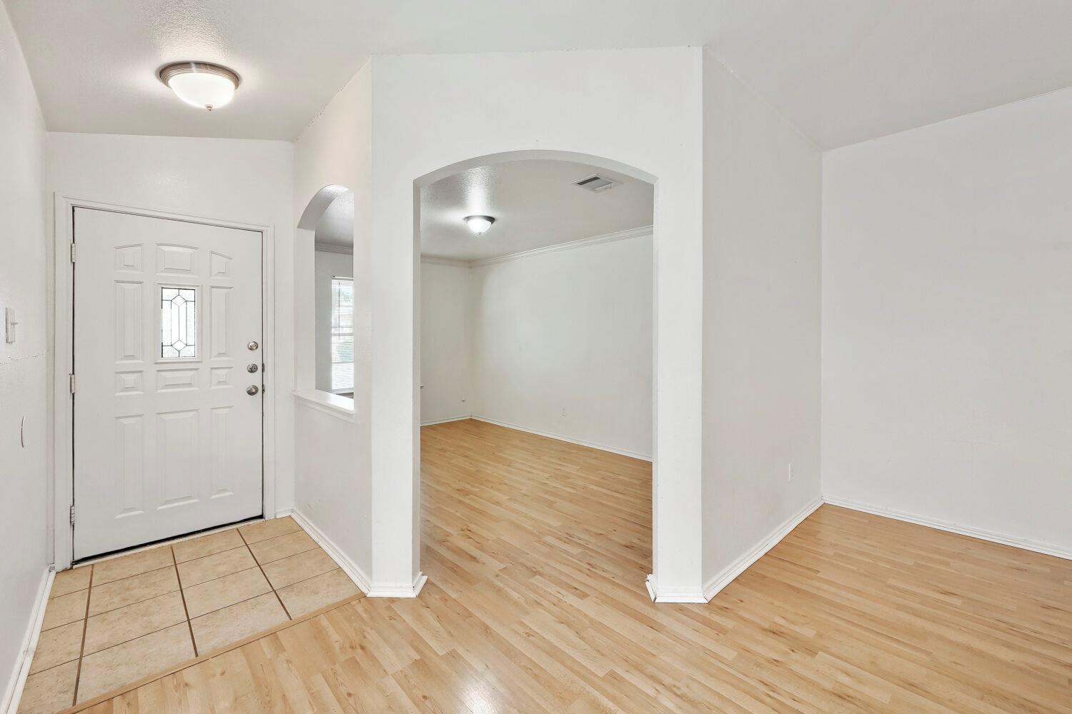 140  Plumbago Cv, photo 4