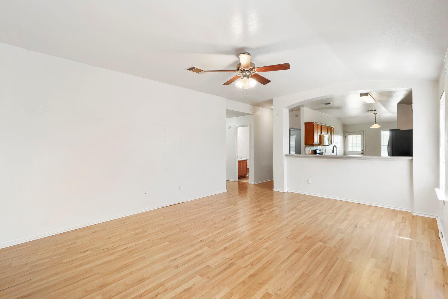 140  Plumbago Cv, photo 6