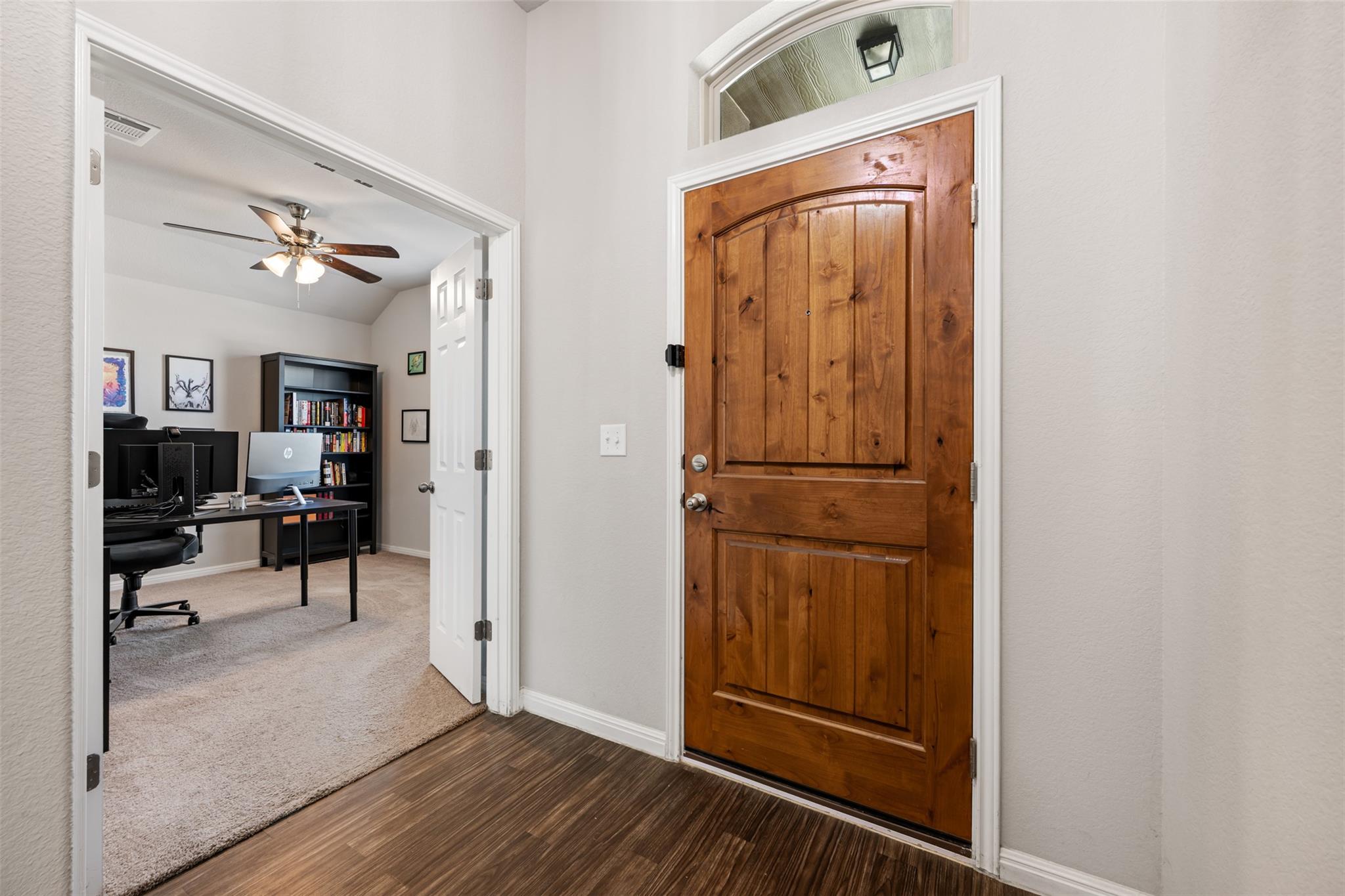 204  Lambert St, photo 4