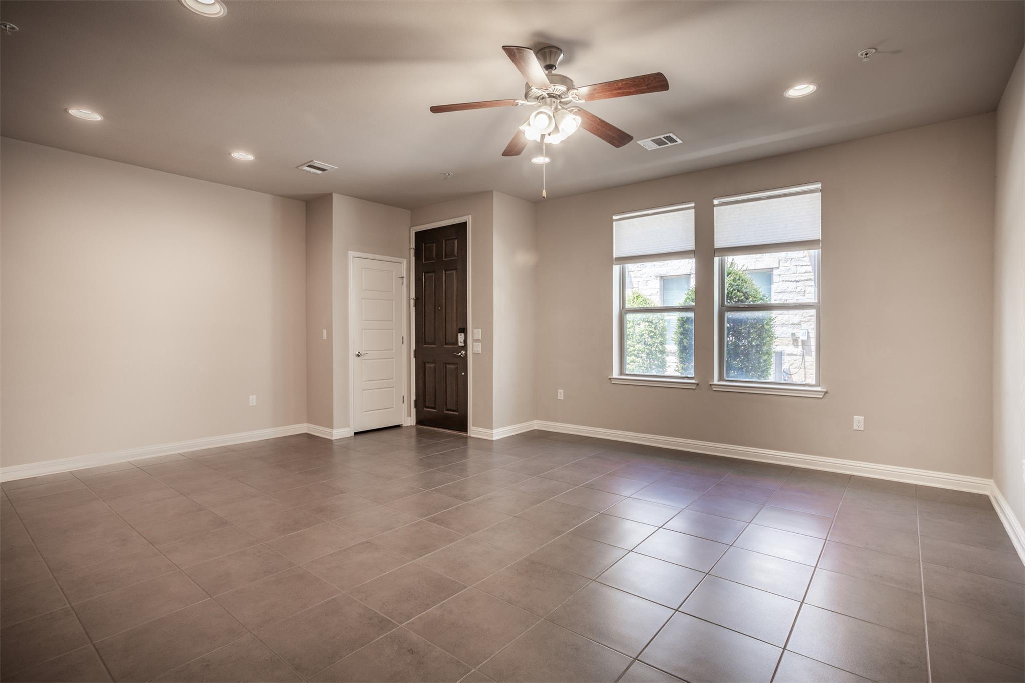 13800  Lyndhurst St  #332, photo 4