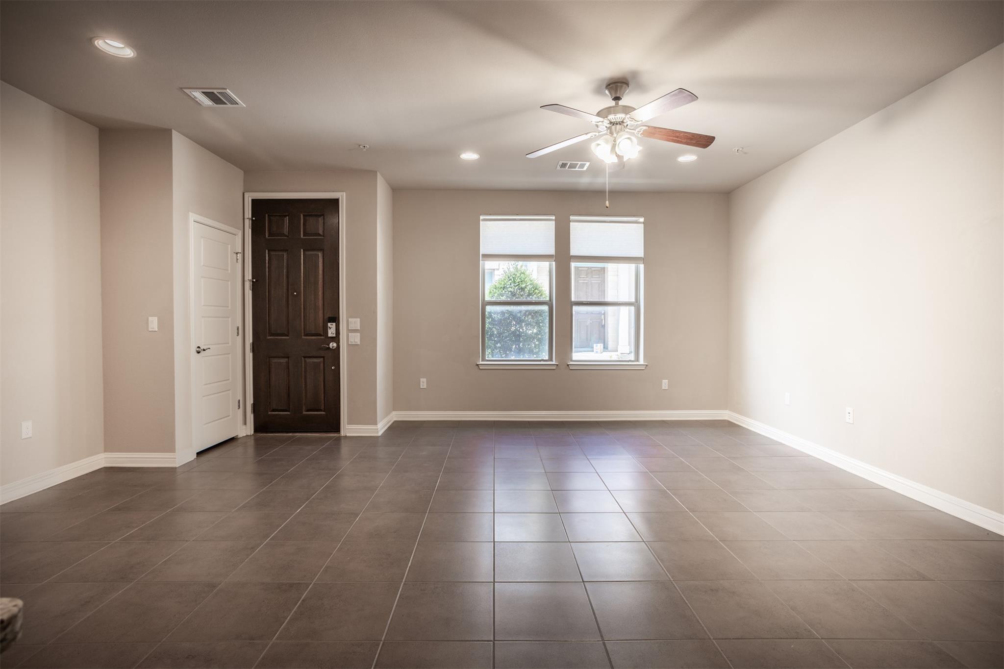 13800  Lyndhurst St  #332, photo 6