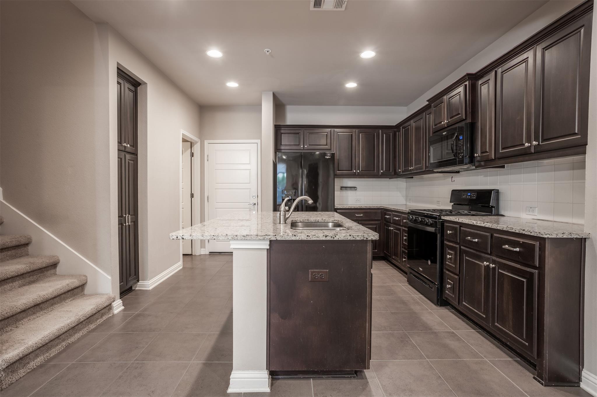 13800  Lyndhurst St  #332, photo 7