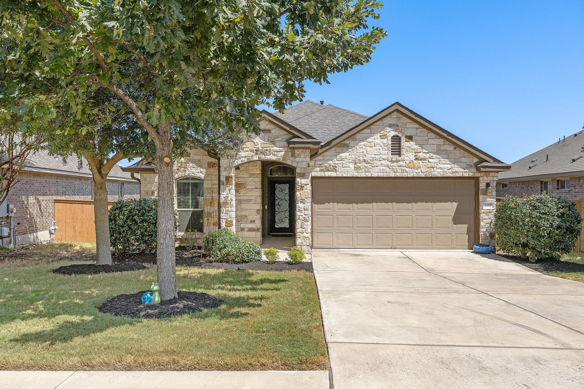 5717  Scenic Lake Dr, photo 4