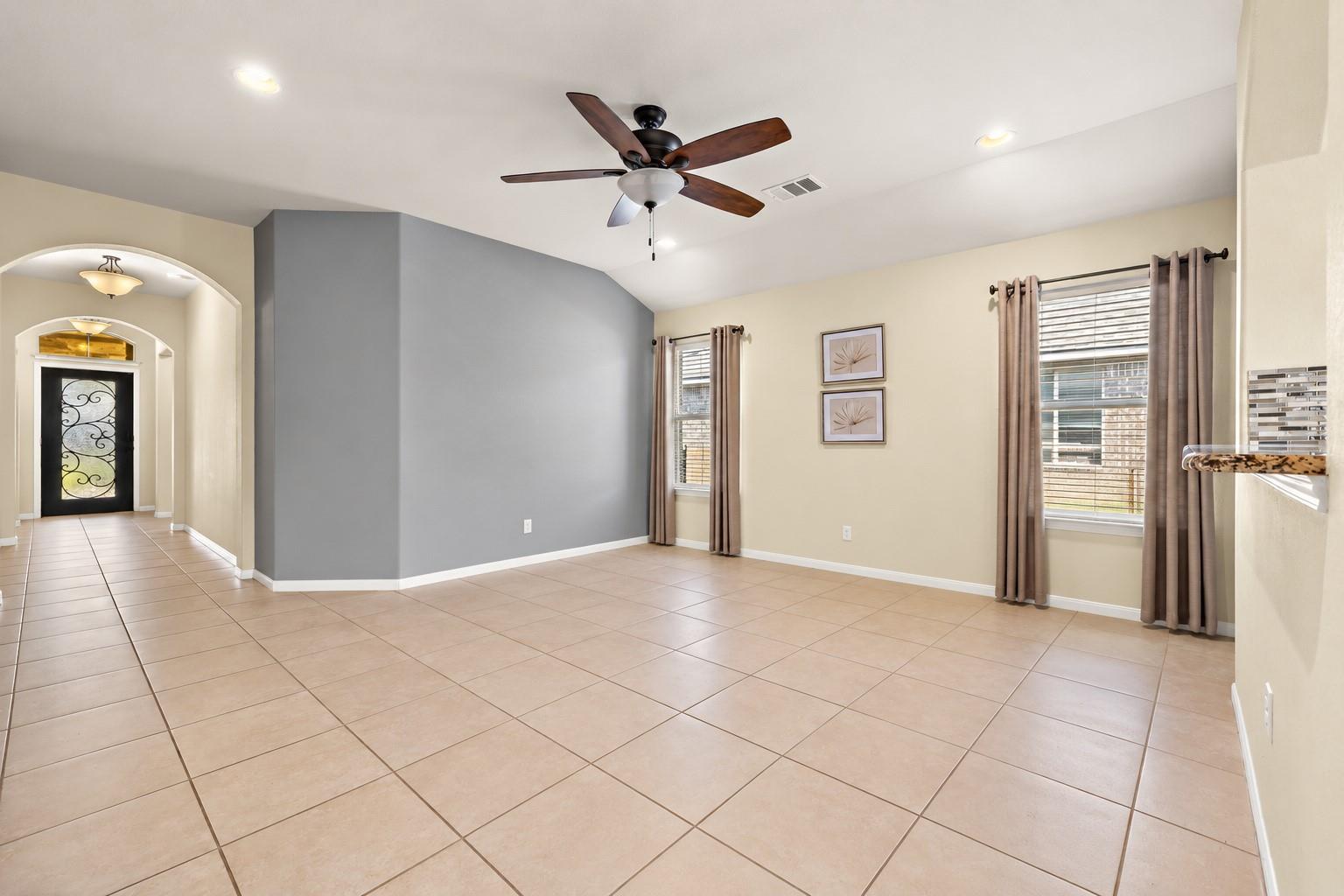 5717  Scenic Lake Dr, photo 8