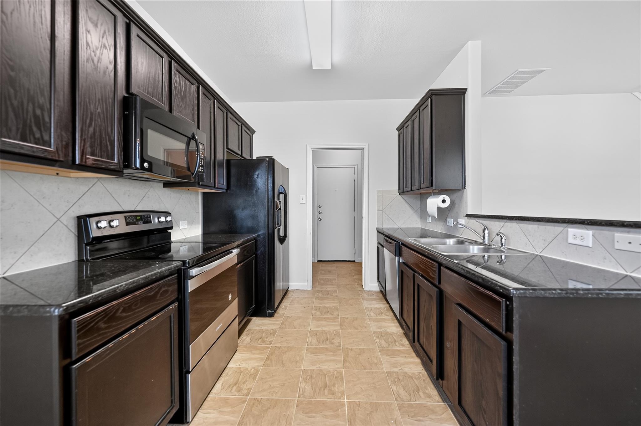 504  Old Peak Rd, photo 3