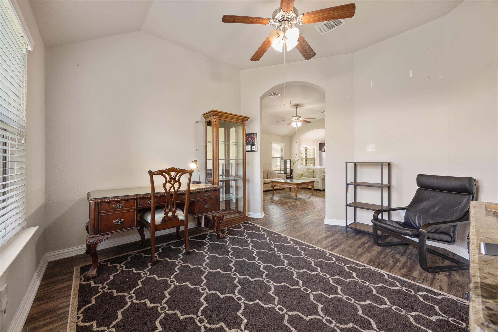 258  Snow Owl Holw, photo 11