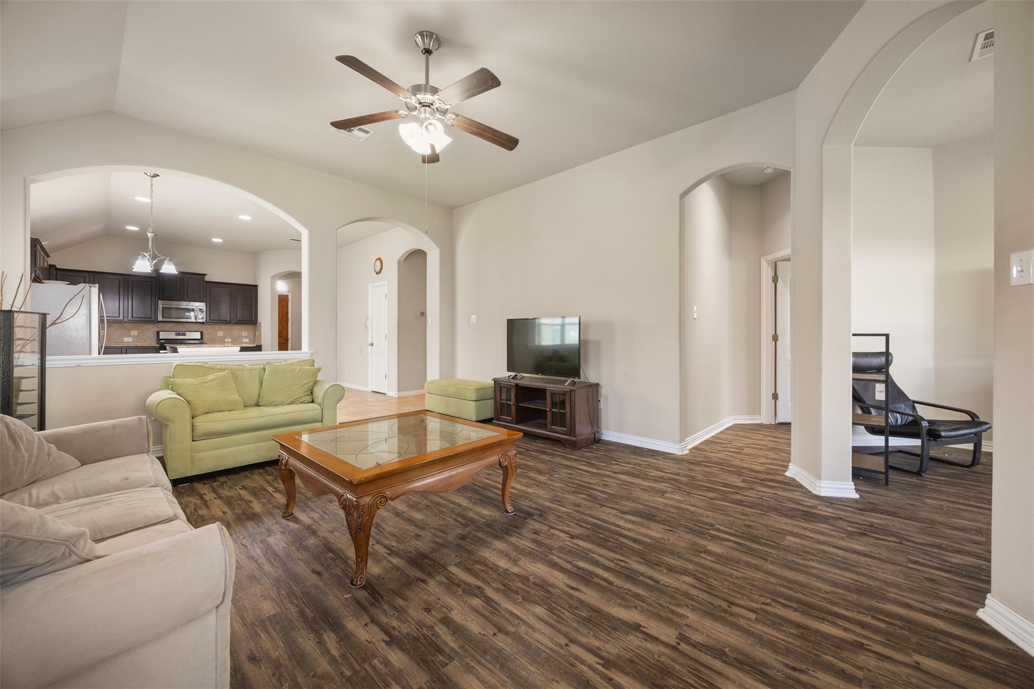 258  Snow Owl Holw, photo 9