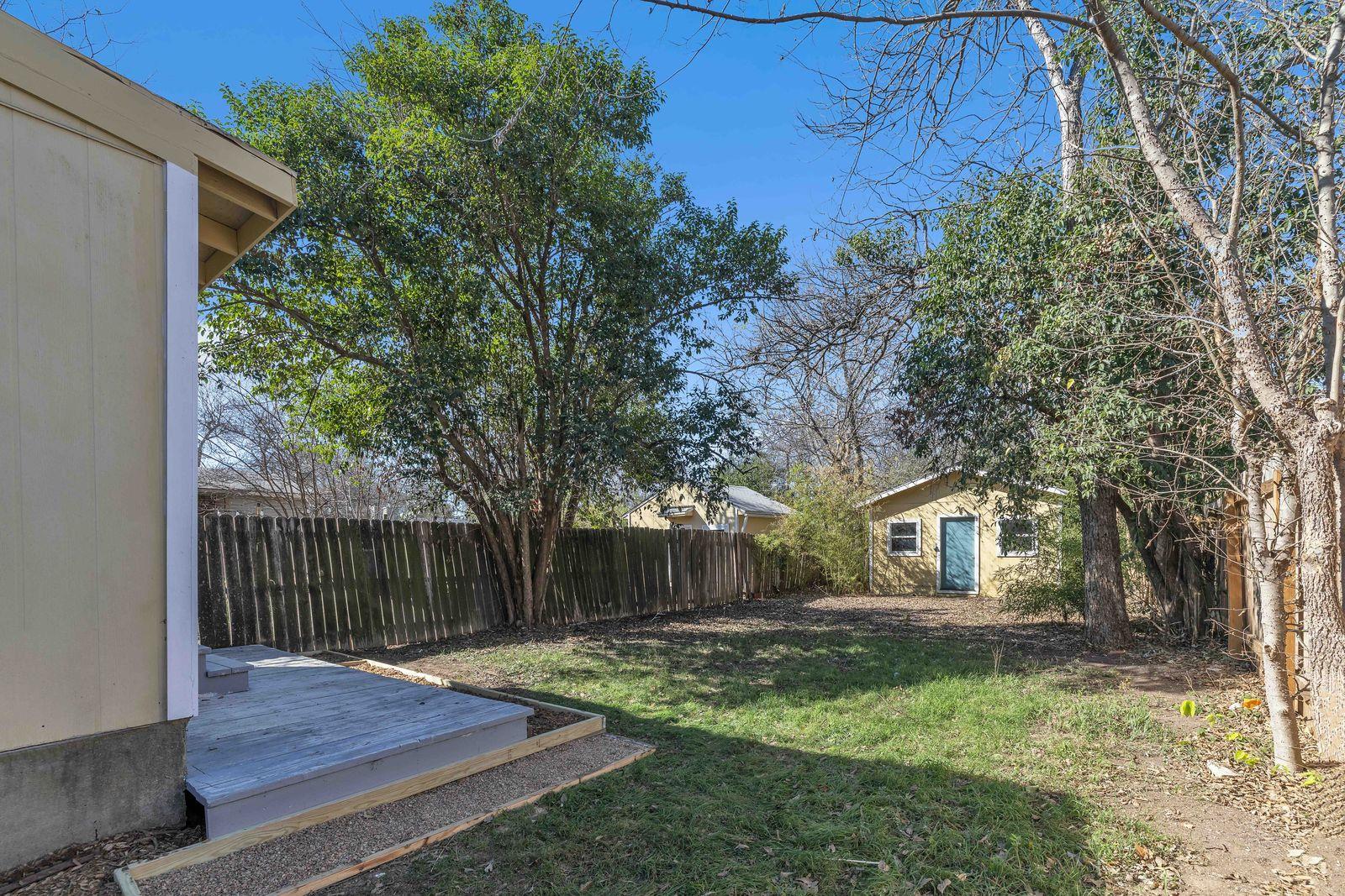 5210  Woodrow Ave, photo 11