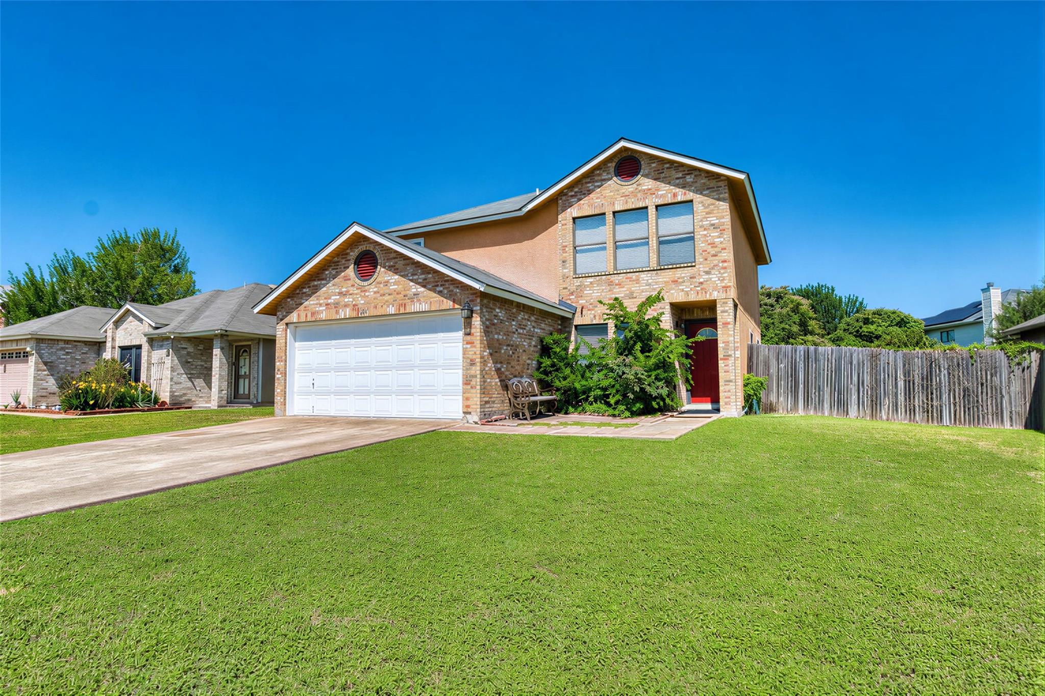 1347  Lakeside Loop, photo 4