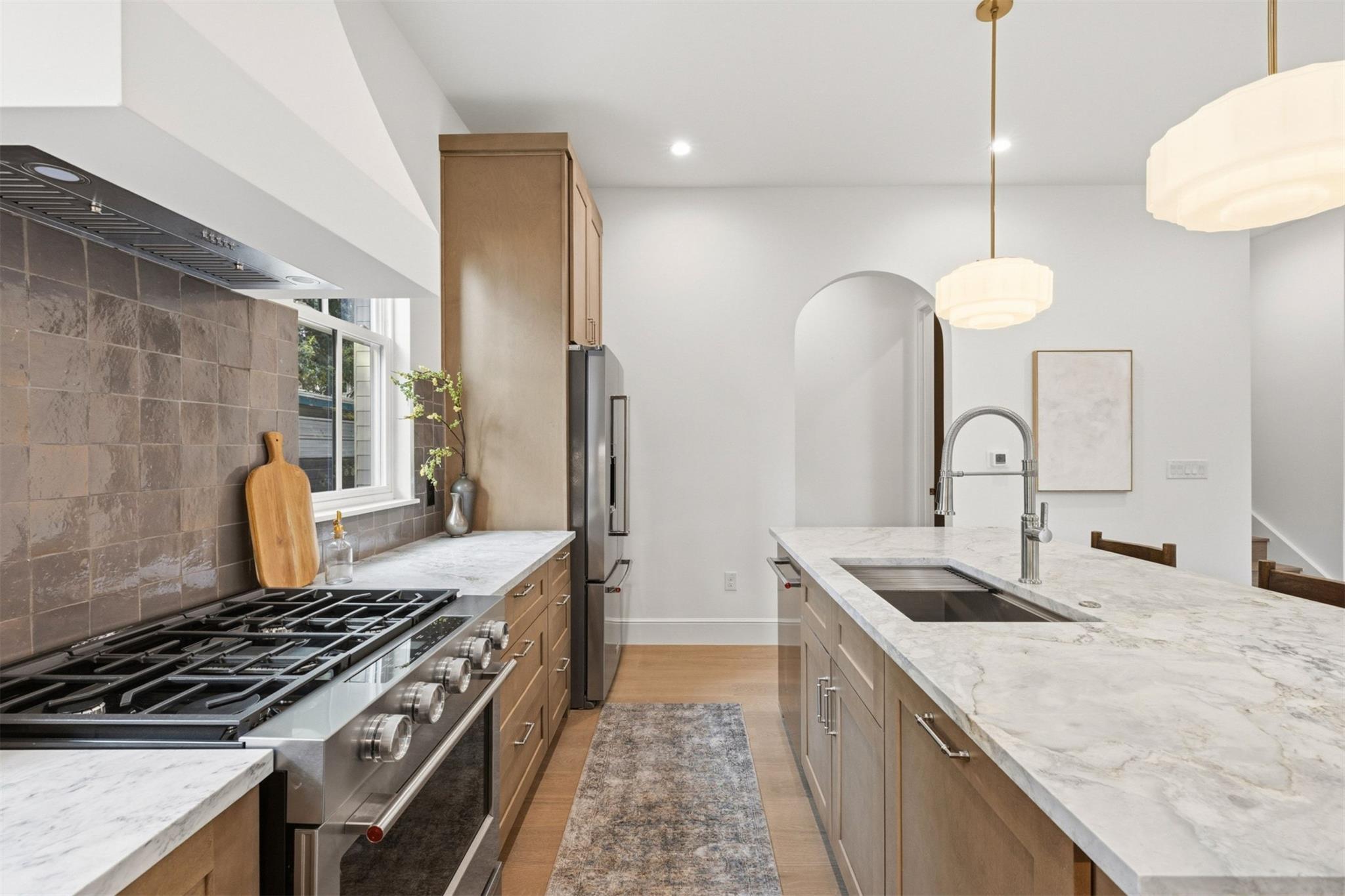 2506 E 2nd St  #2, photo 11