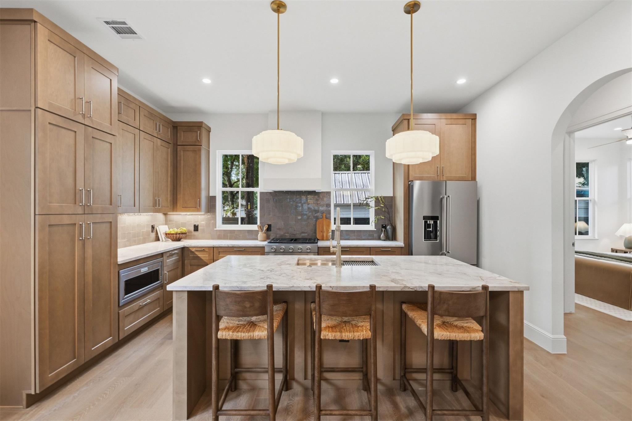2506 E 2nd St  #2, photo 8