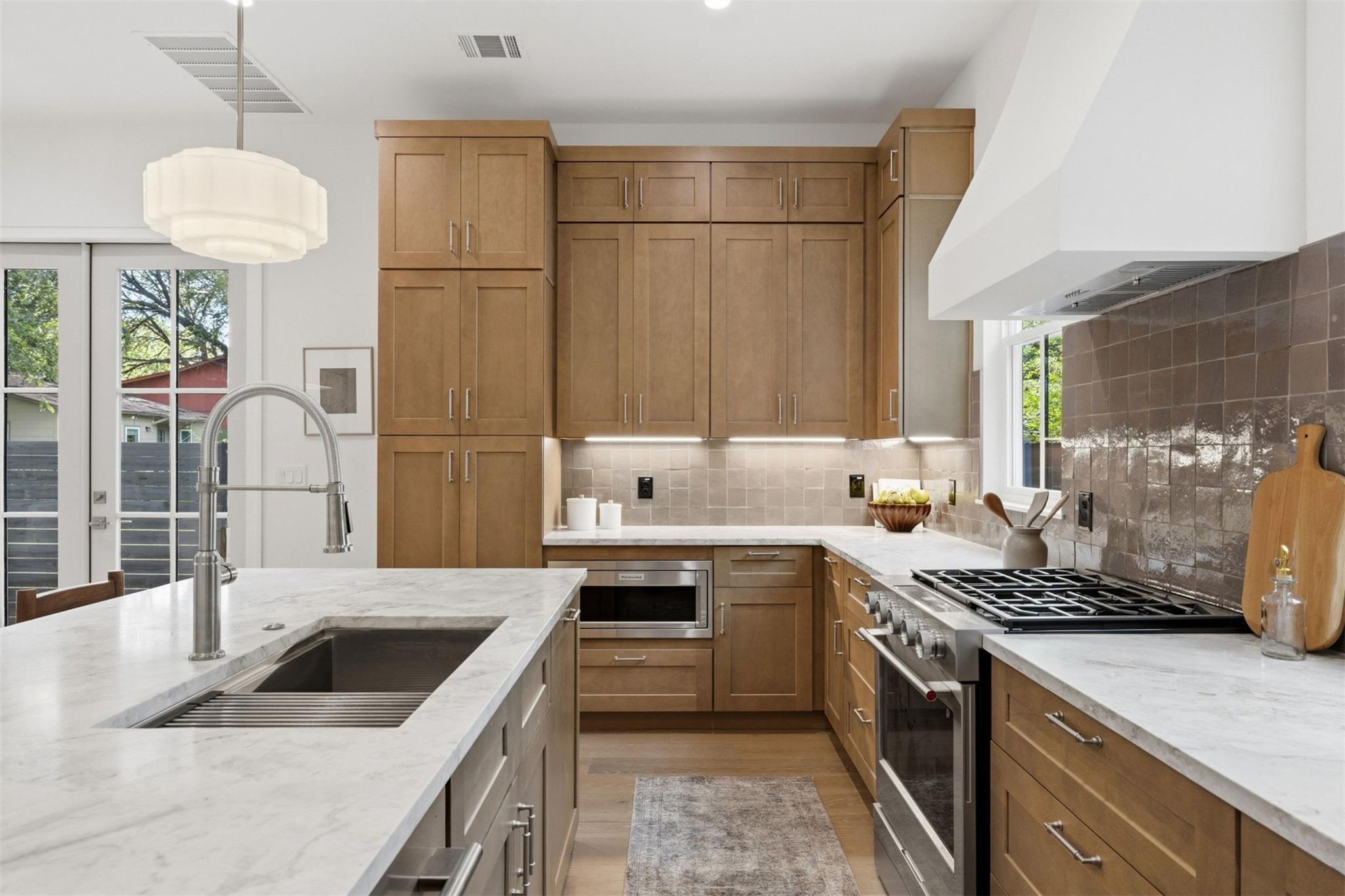 2506 E 2nd St  #2, photo 9