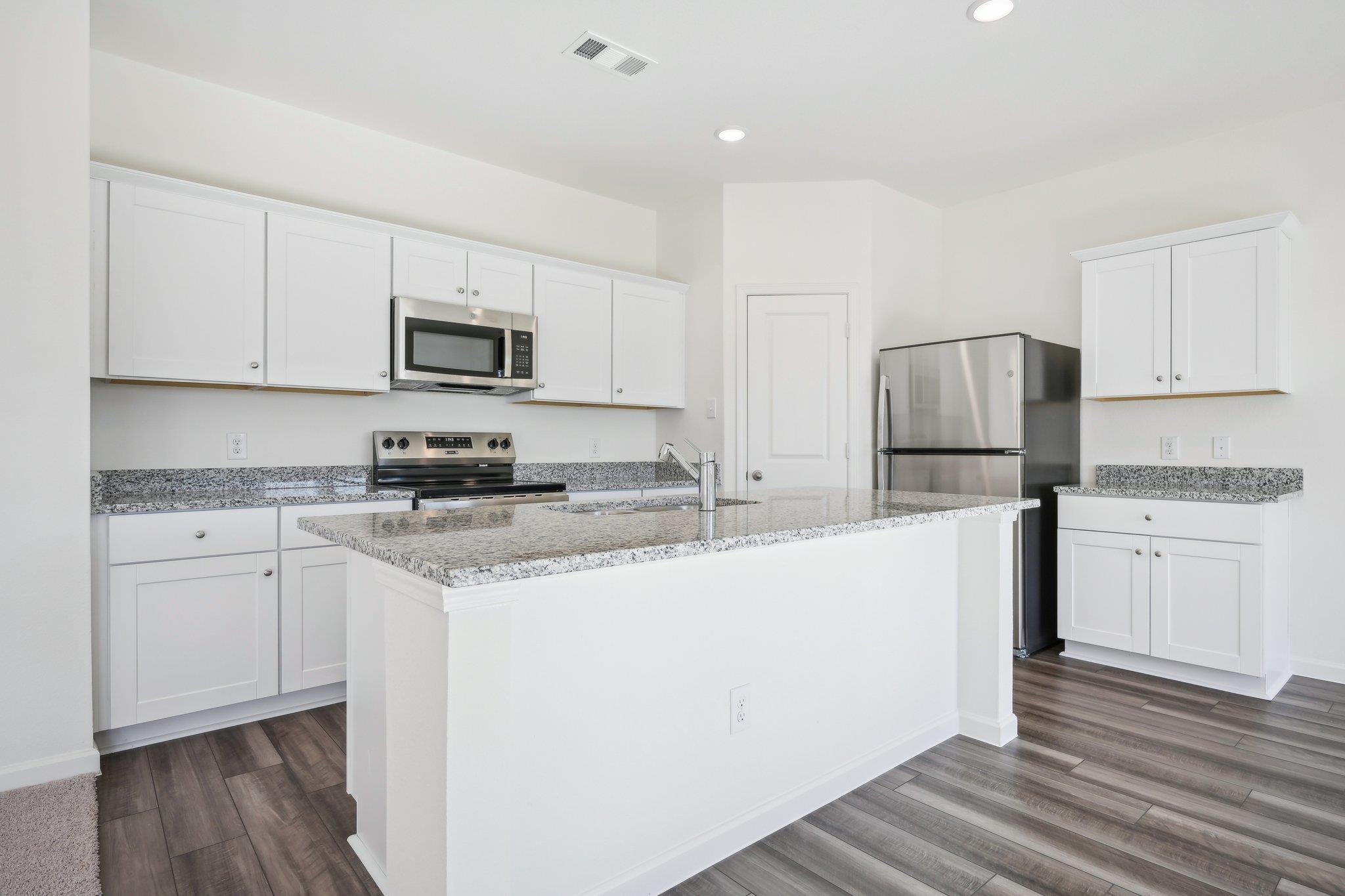 615  Lagoon Dr, photo 5