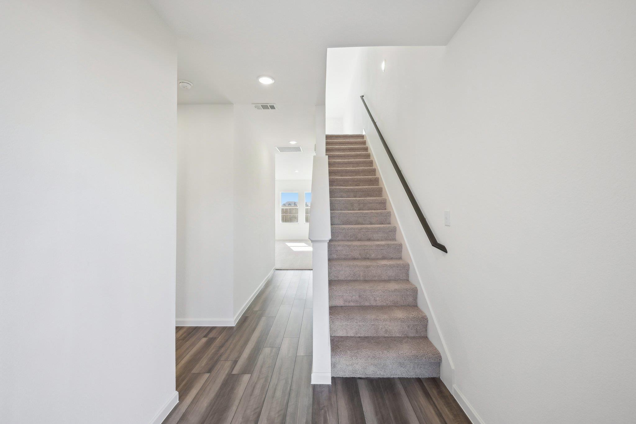 615  Lagoon Dr, photo 6