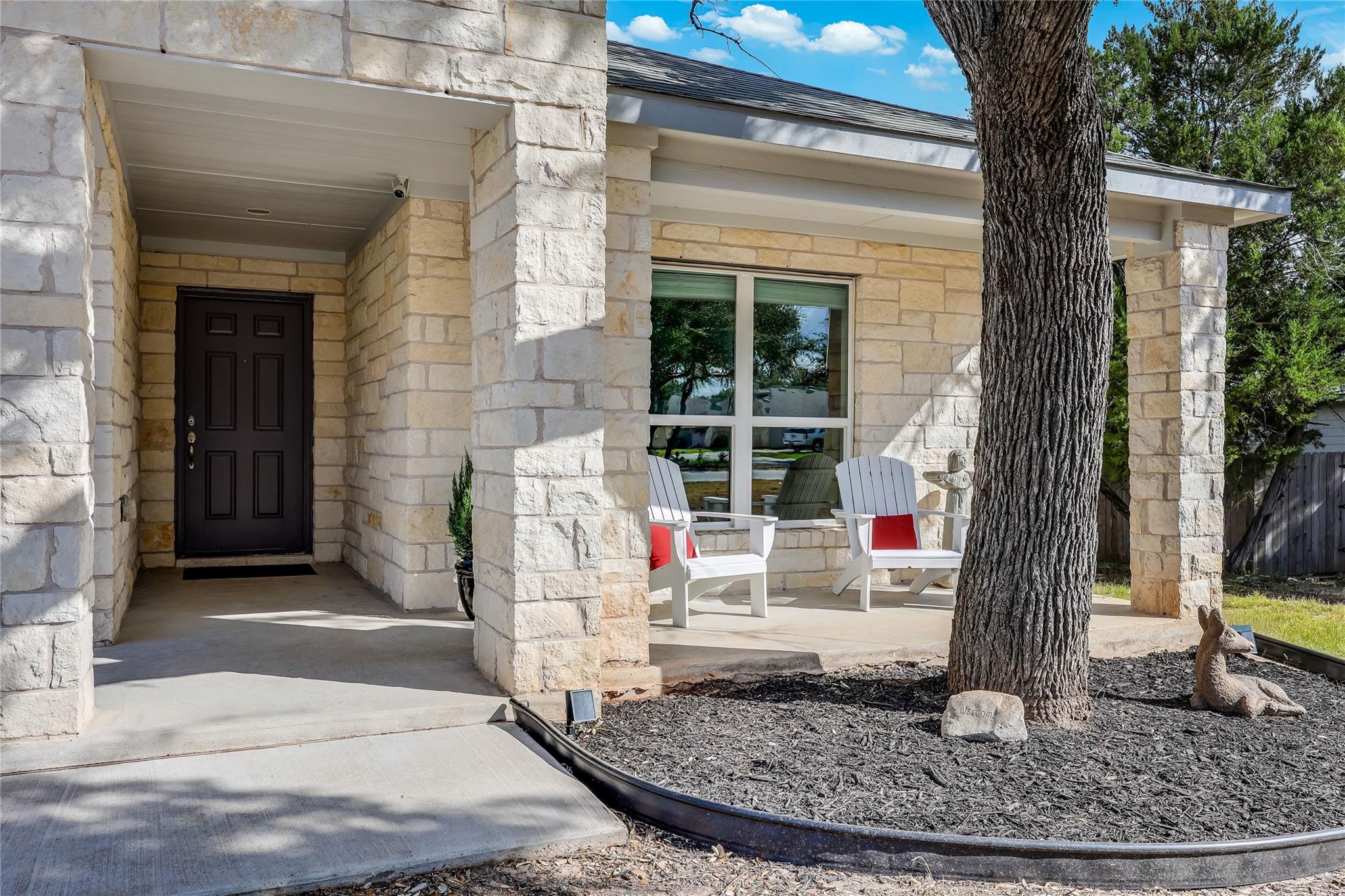 21711  Crystal Way, photo 2