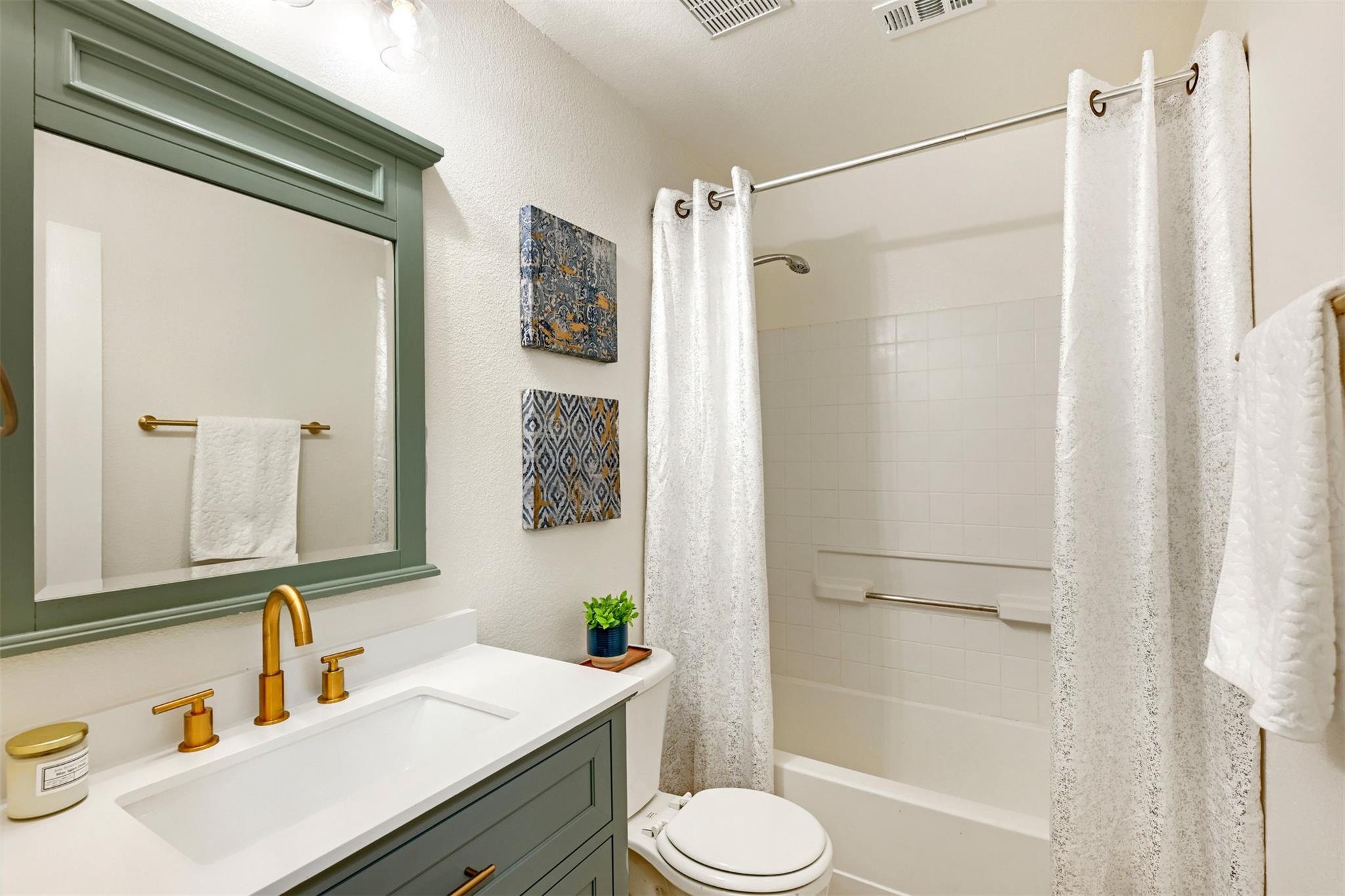 208  Buttercup Way, photo 8