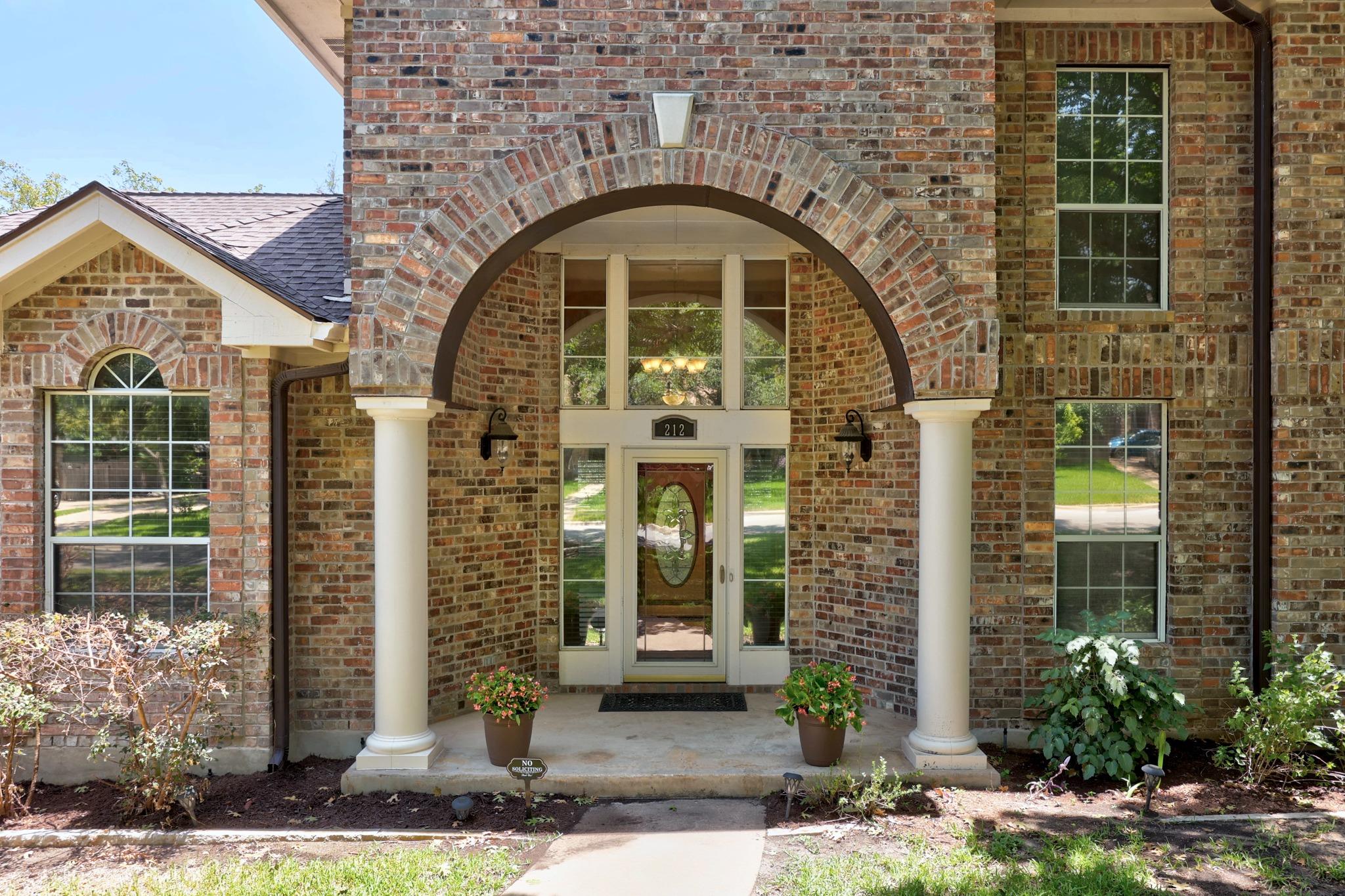 212  S Ridge Cir Cir, photo 4