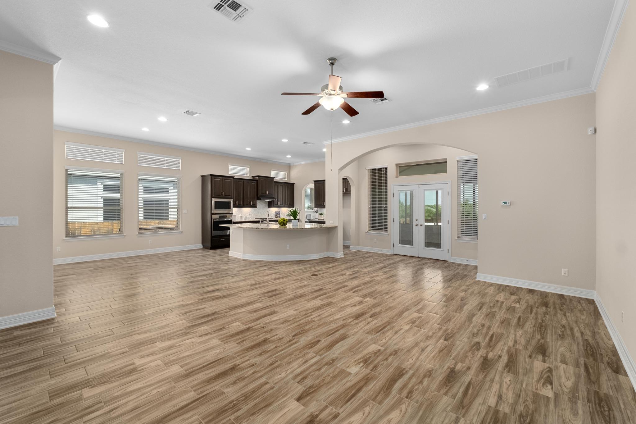 809  Breezygrass Way, photo 6