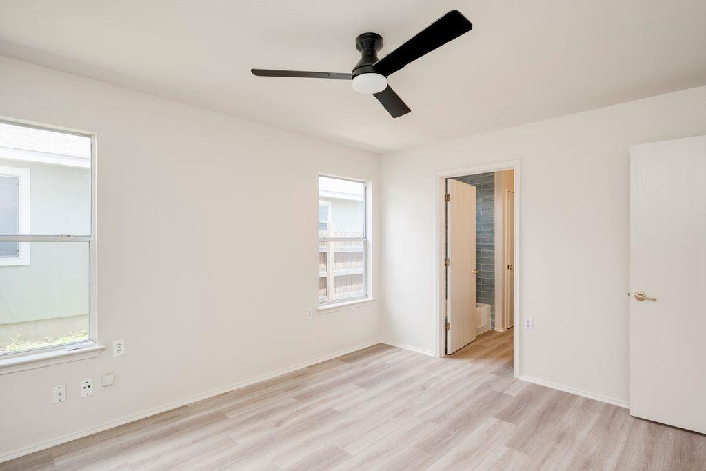 11409  Robert Wooding Dr, photo 9