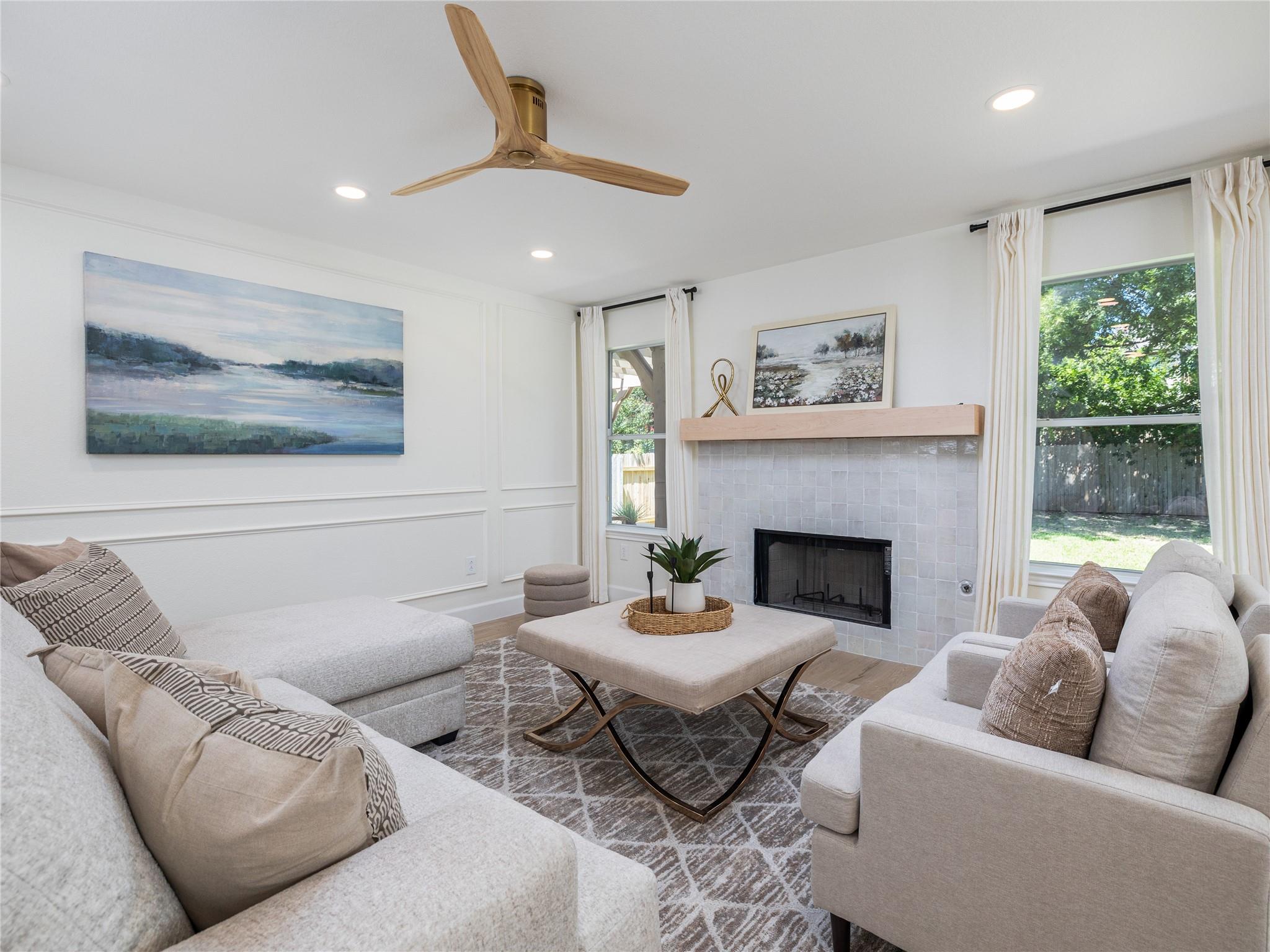 525  Golden Creek Dr, photo 6