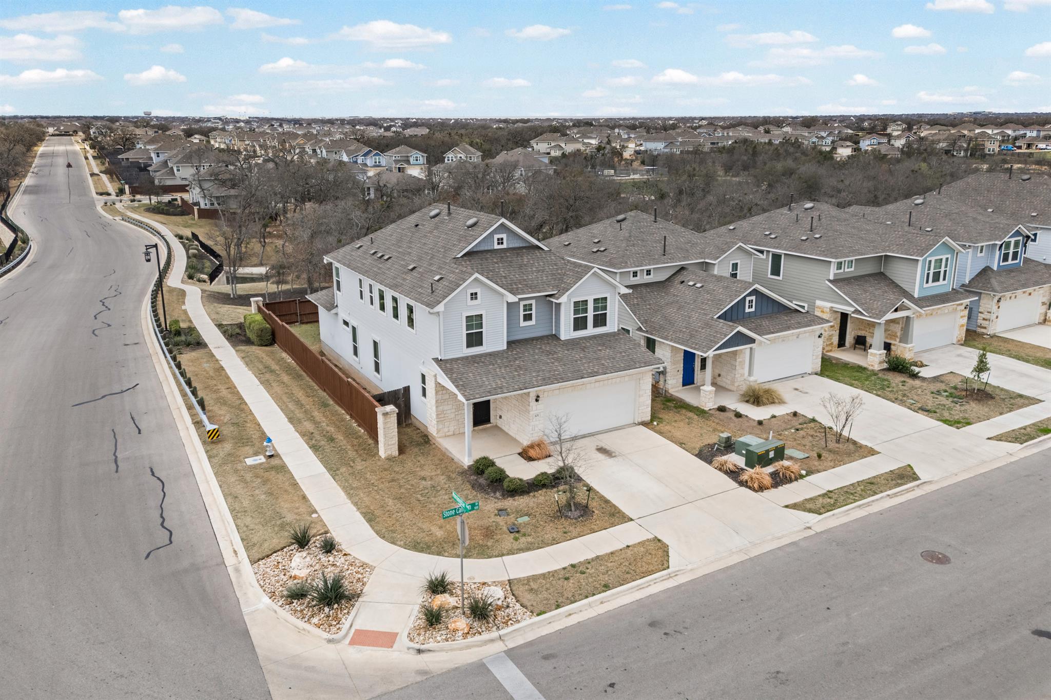 101  Stone Canyon Dr, photo 2