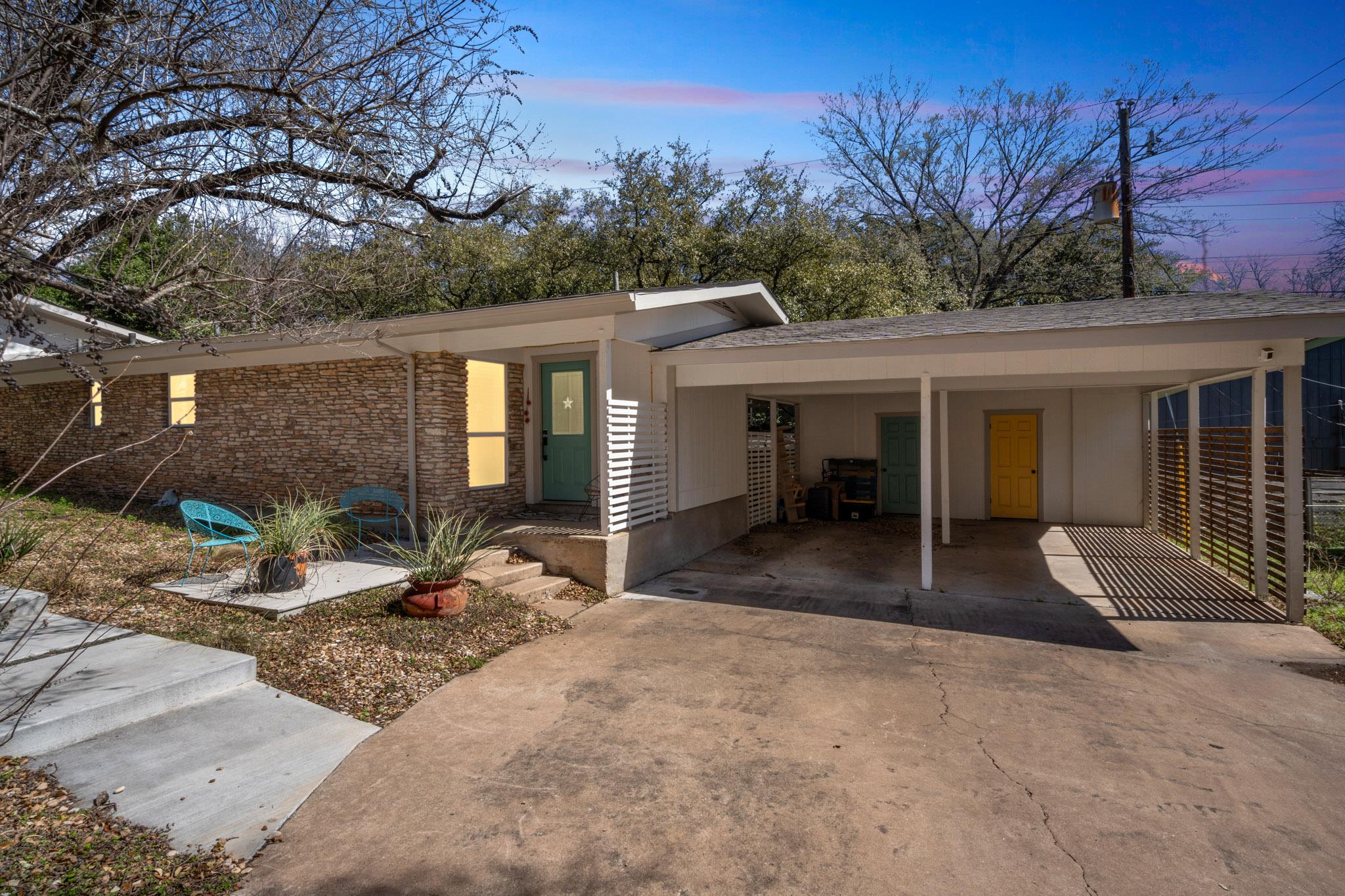 3303  Doolin Dr  #A, photo 2