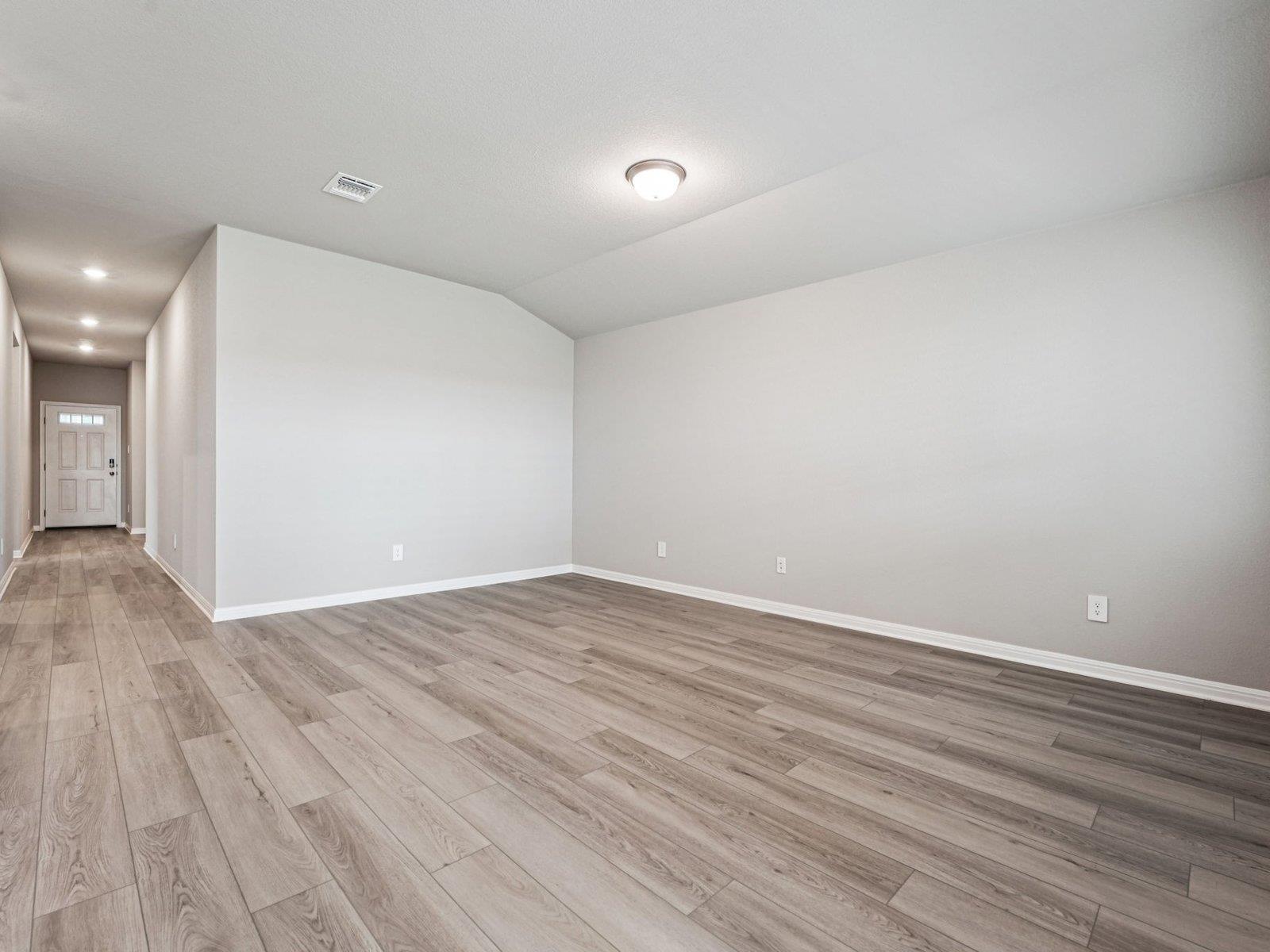 242  Red Tail Hawk Ln, photo 3