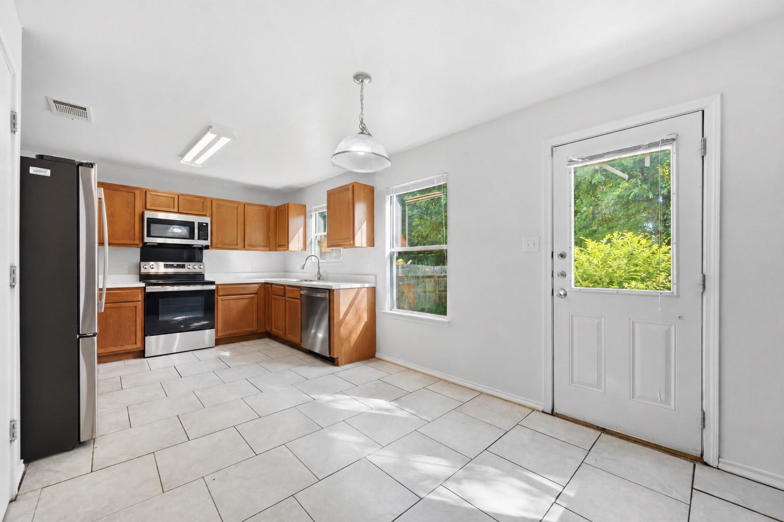 814  Indian Meadow Dr, photo 11