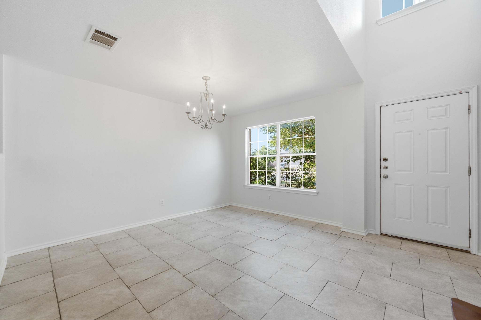 814  Indian Meadow Dr, photo 8