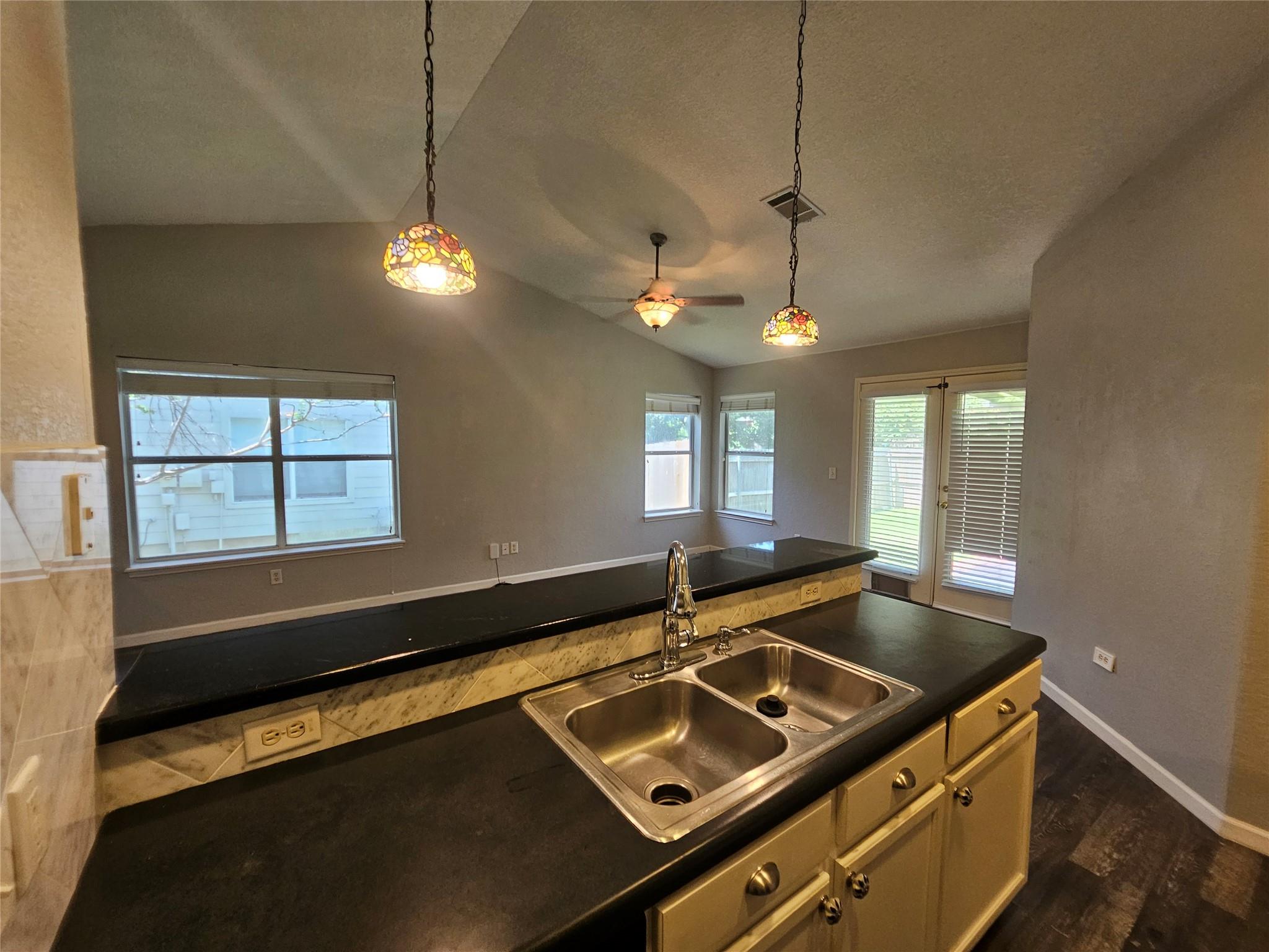 174  Prairie Springs Loop, photo 12