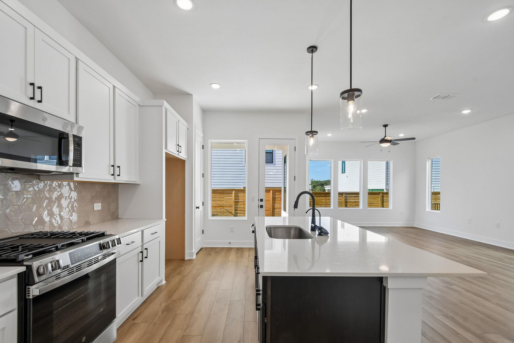 1410  Rambling Rose Rd, photo 12