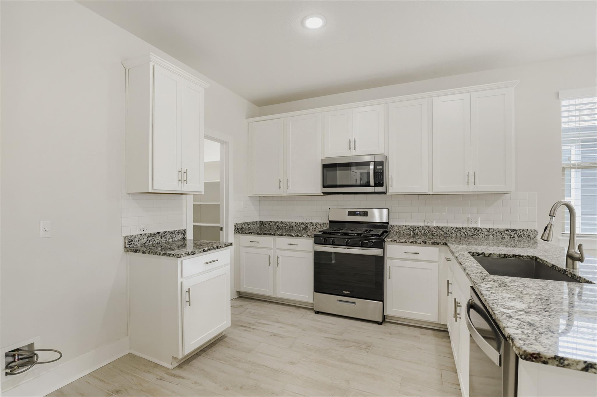 3809  Talladega Trce, photo 8