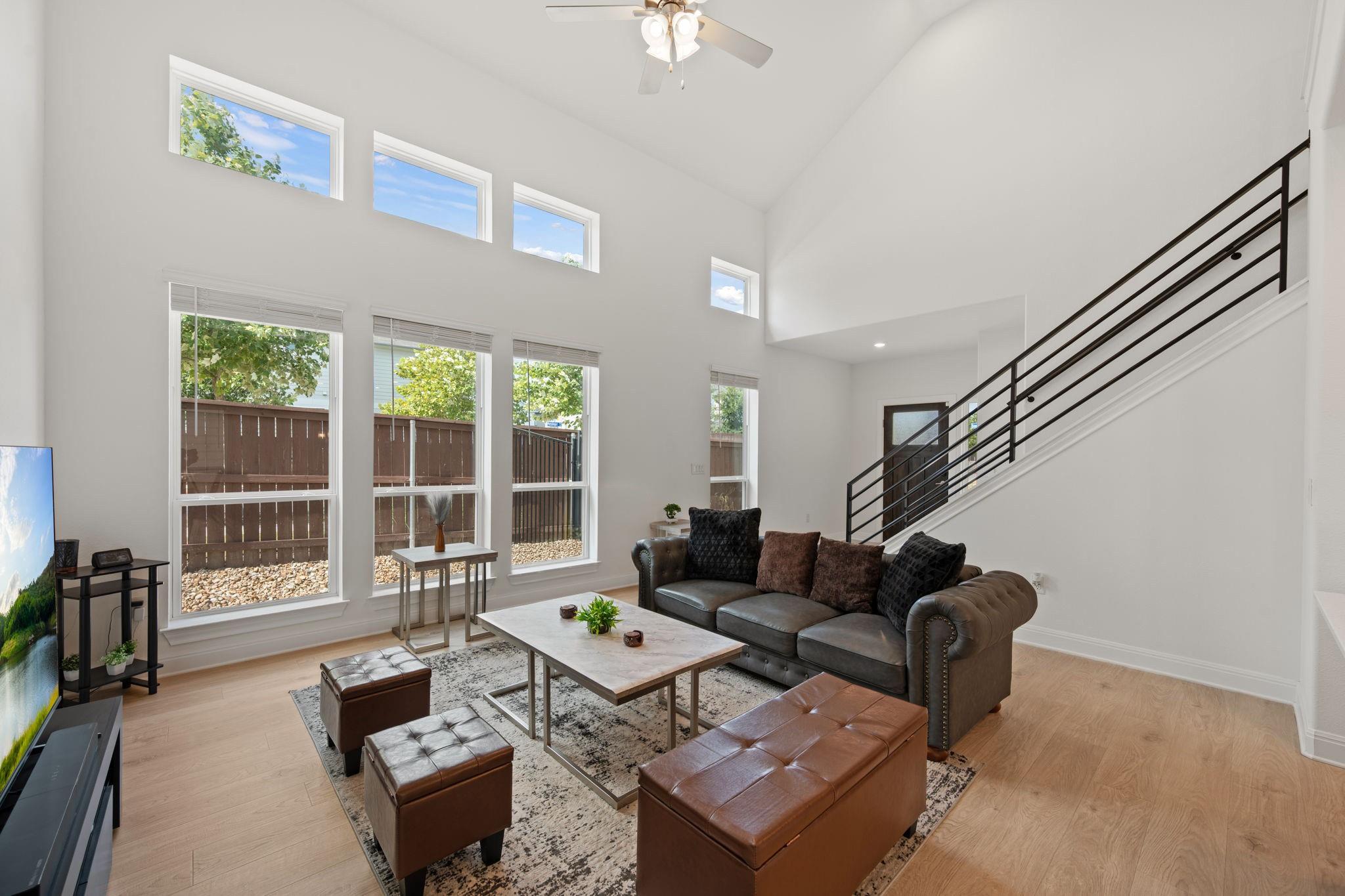 9900  Dawn Pearl Dr, photo 5