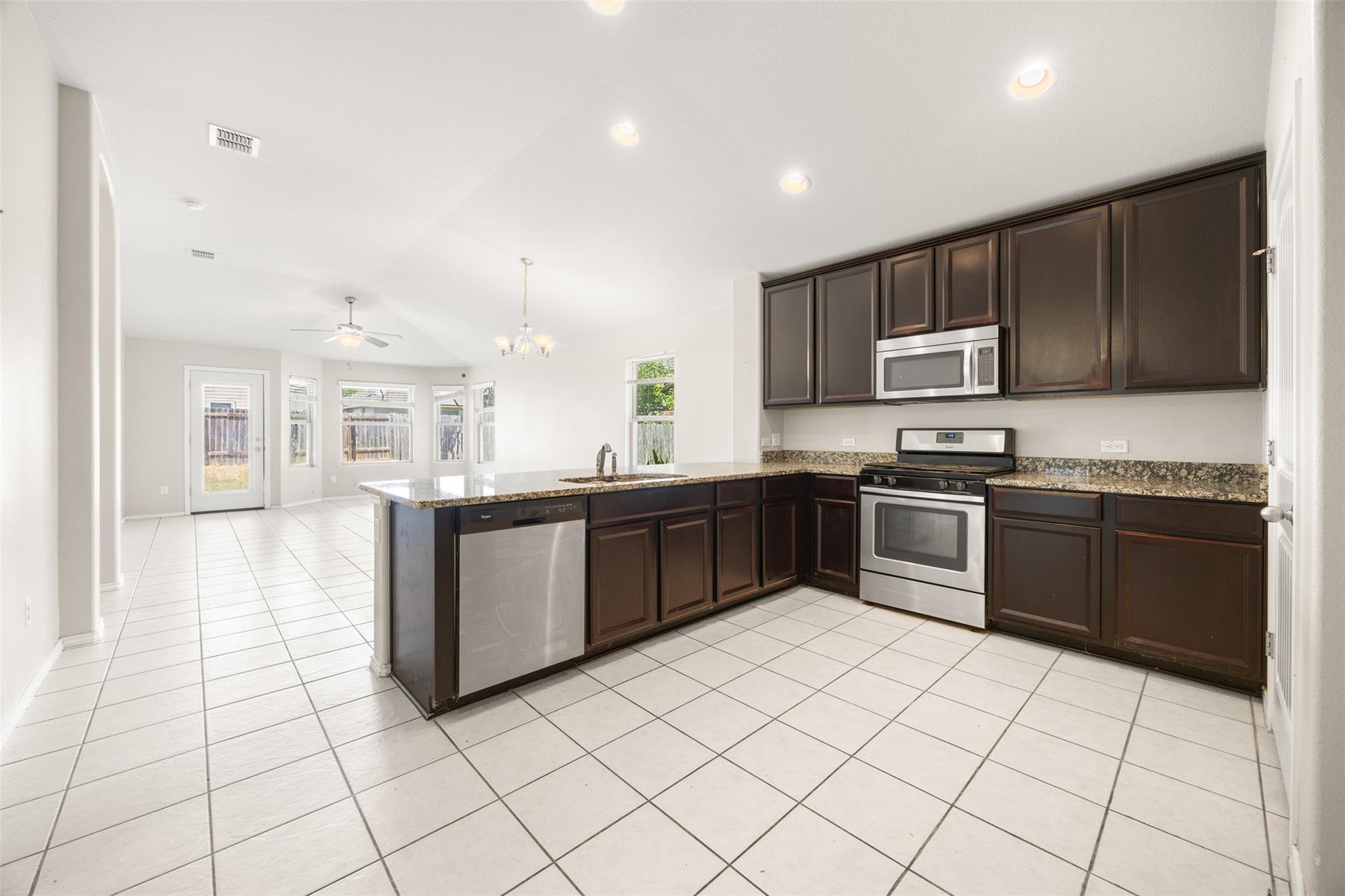 2514  Garlic Creek Dr, photo 10
