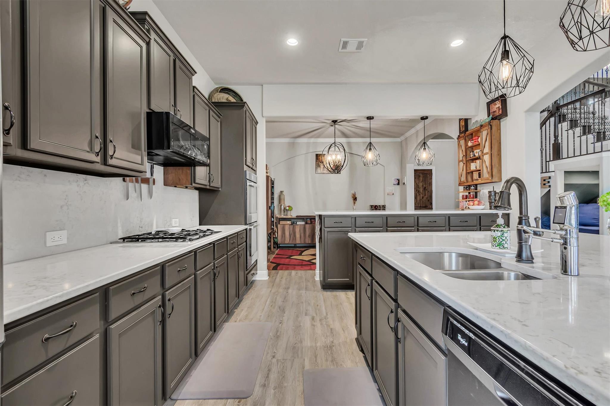 459  Clear Springs Holw, photo 12