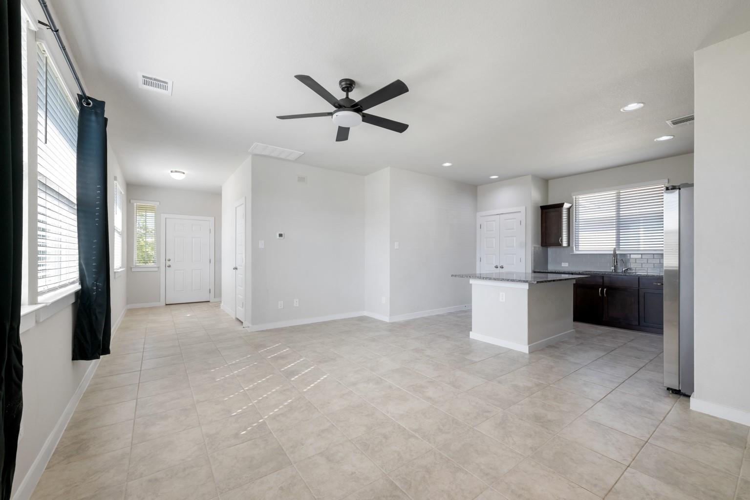 300  Hortus Dr, photo 7