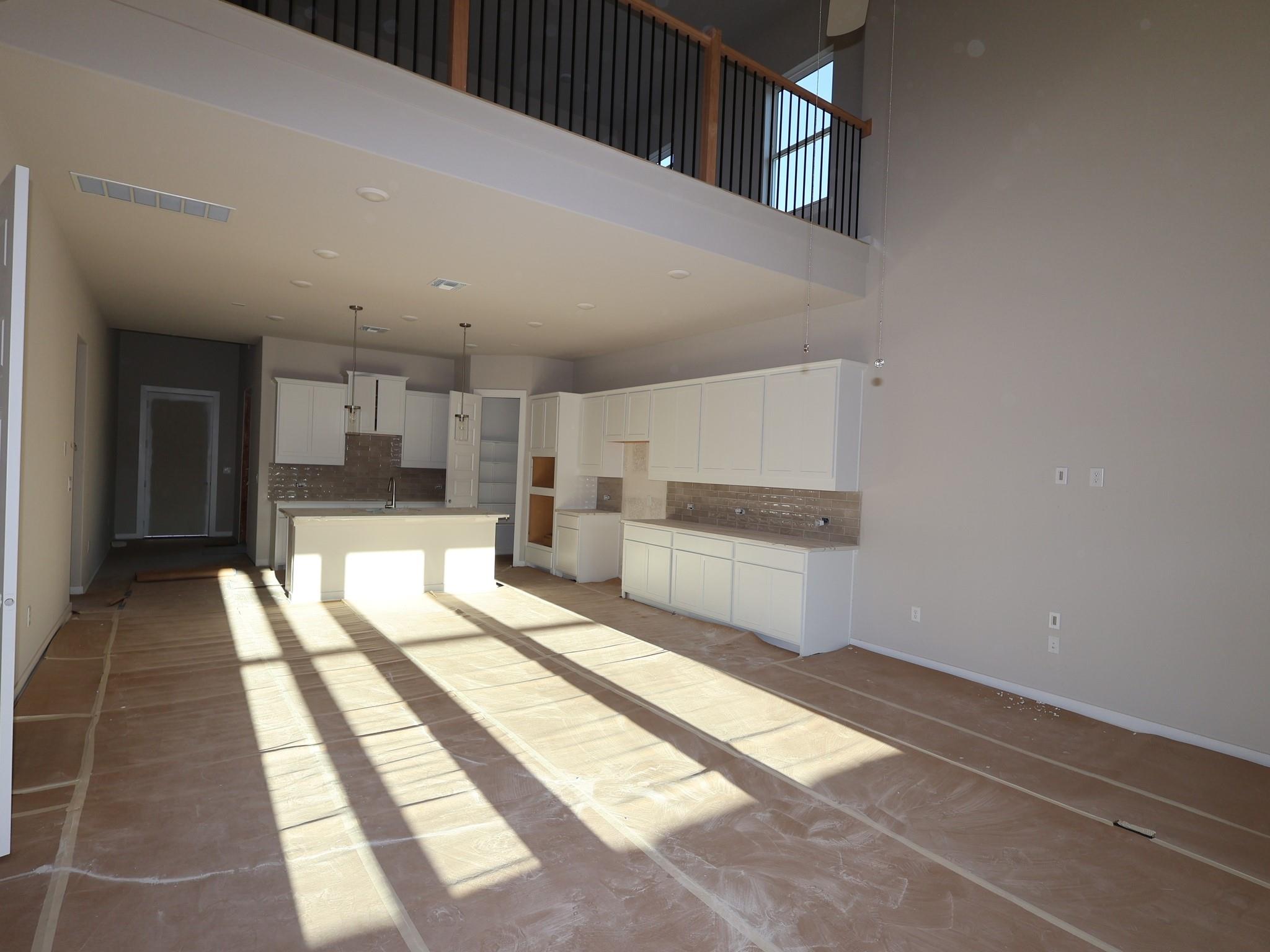 821  Purmela St, photo 8