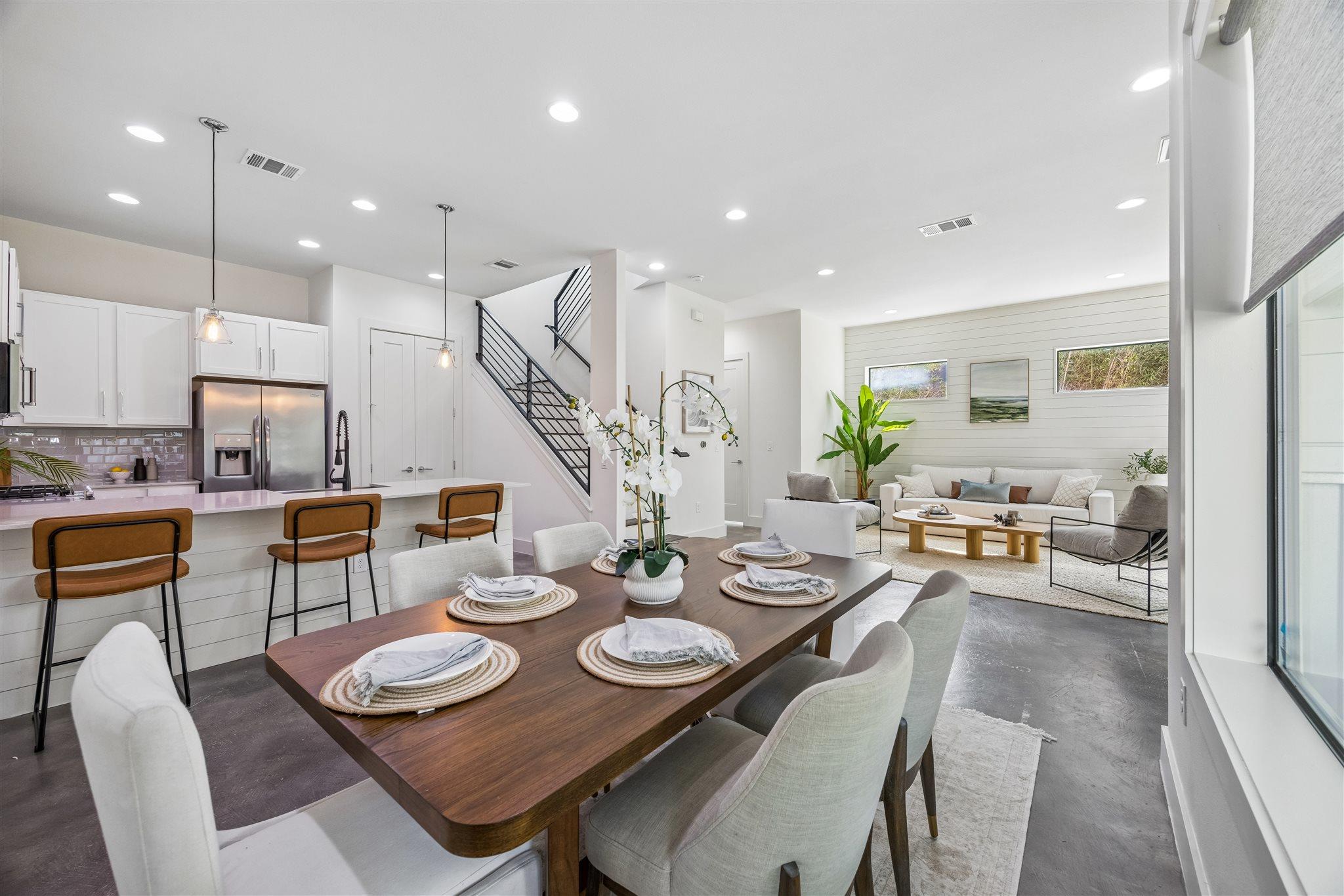 1118  Algarita Ave  #2, photo 6