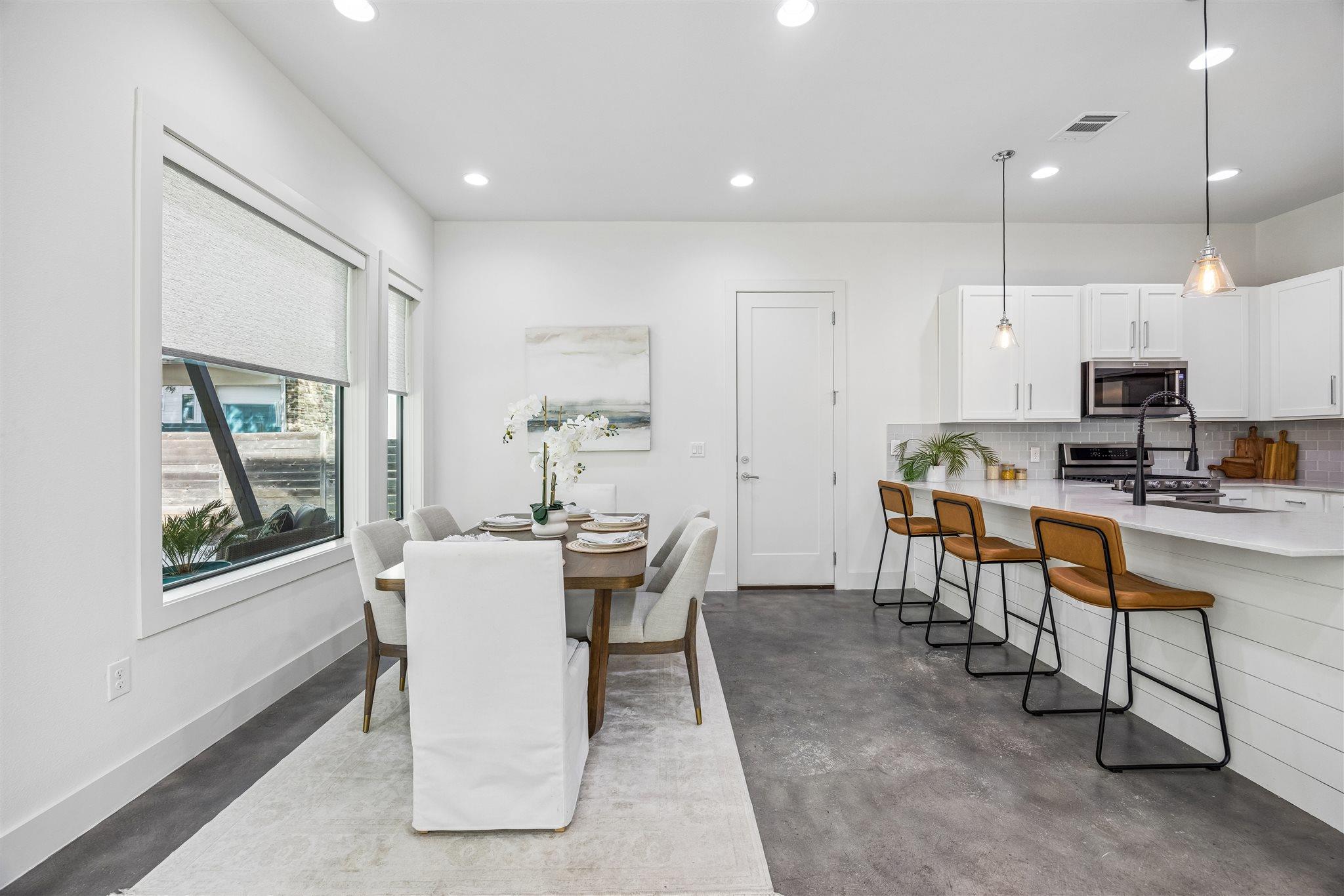 1118  Algarita Ave  #2, photo 7