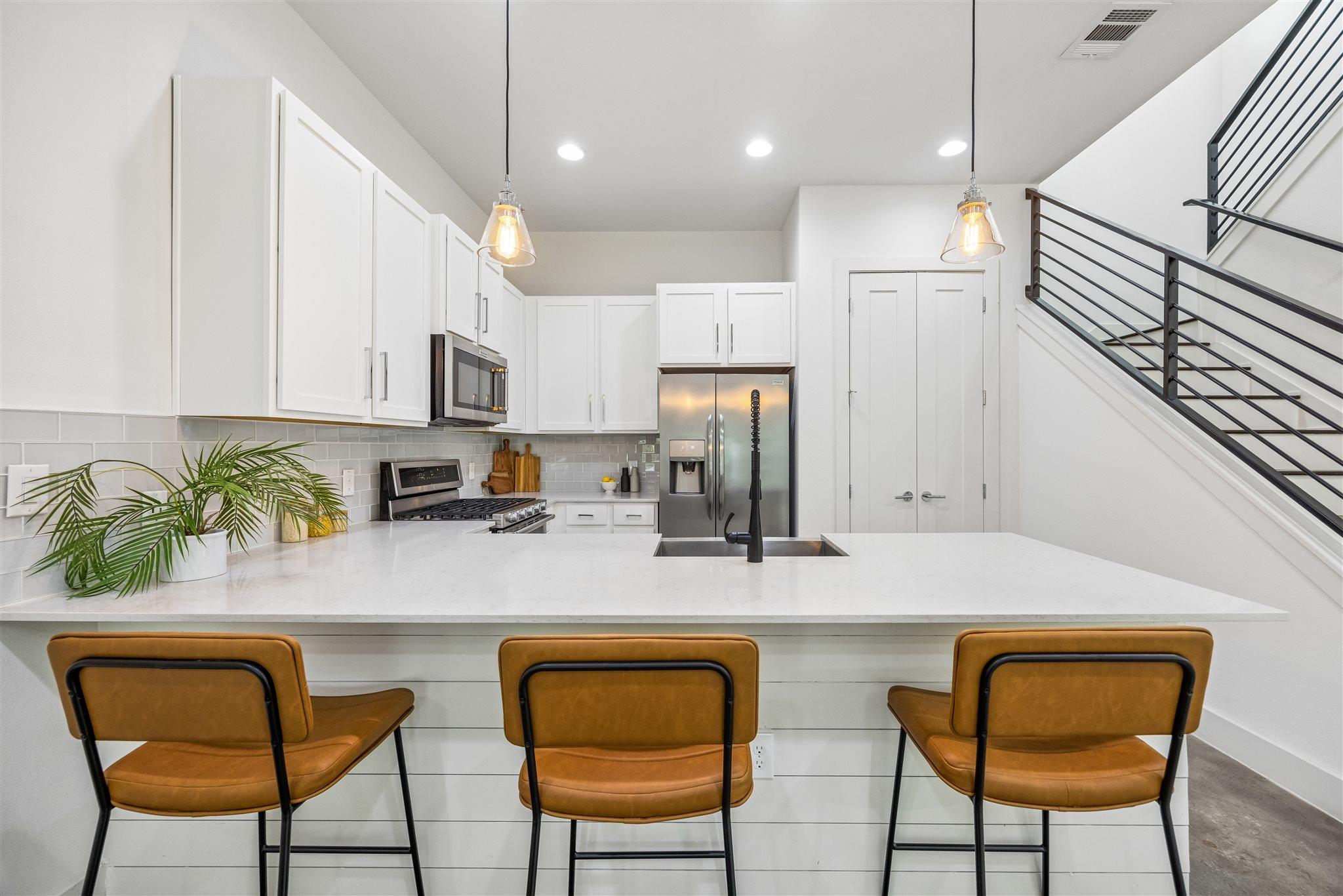 1118  Algarita Ave  #2, photo 9