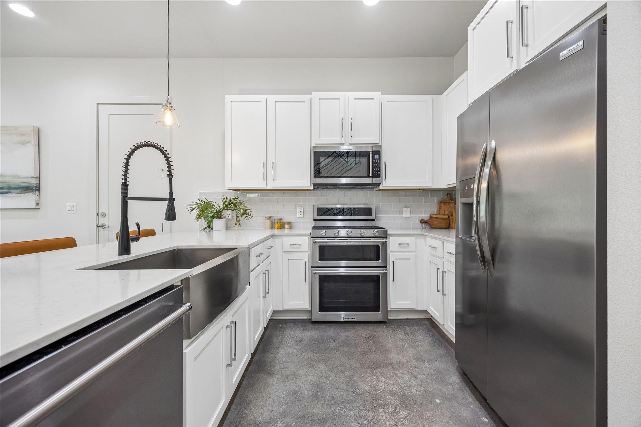 1118  Algarita Ave  #2, photo 10