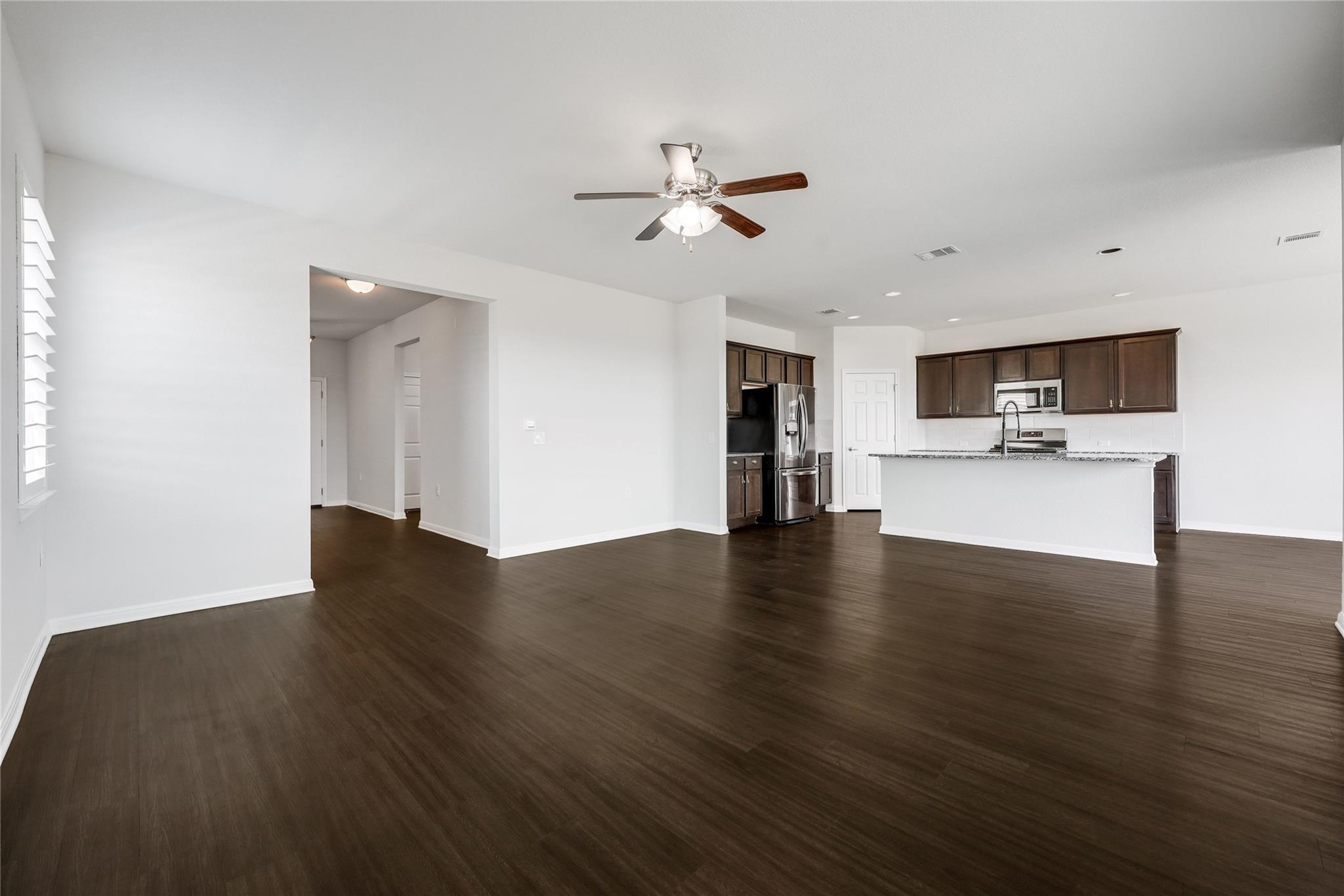 825  Fortrose Ter, photo 6