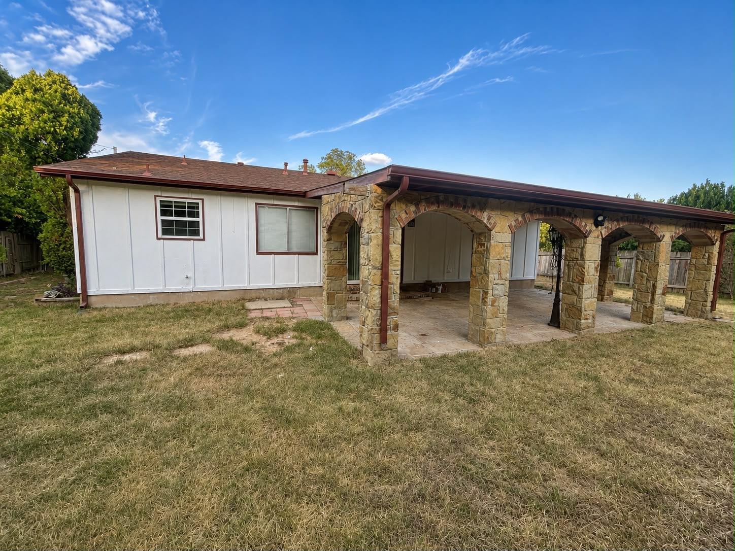 1909  Heathwood Cir, photo 11