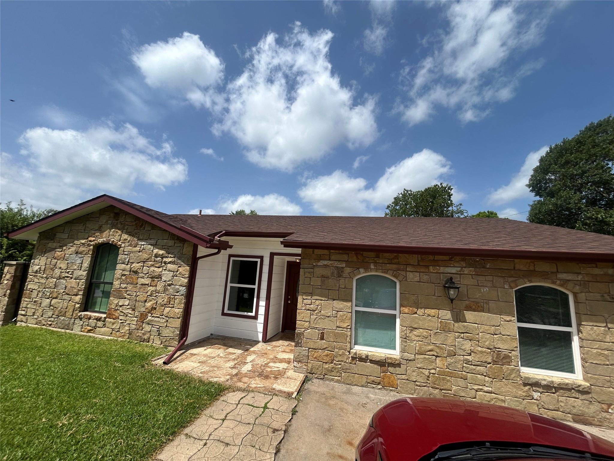 1909  Heathwood Cir, photo 4