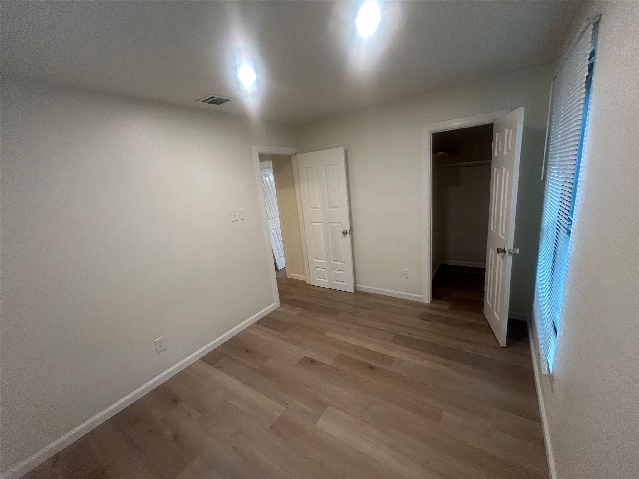 1909  Heathwood Cir, photo 5