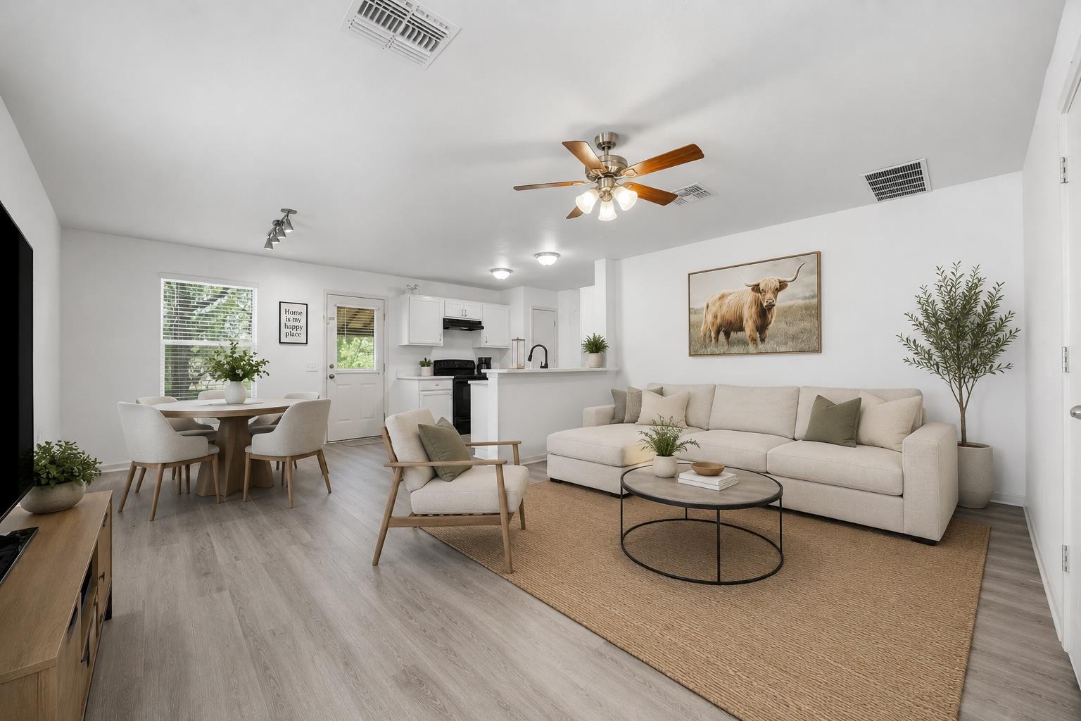 8710  Davis Oaks Trl, photo 3