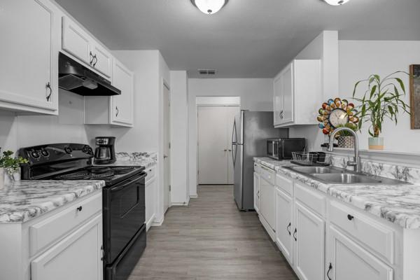 8710  Davis Oaks Trl, photo 7